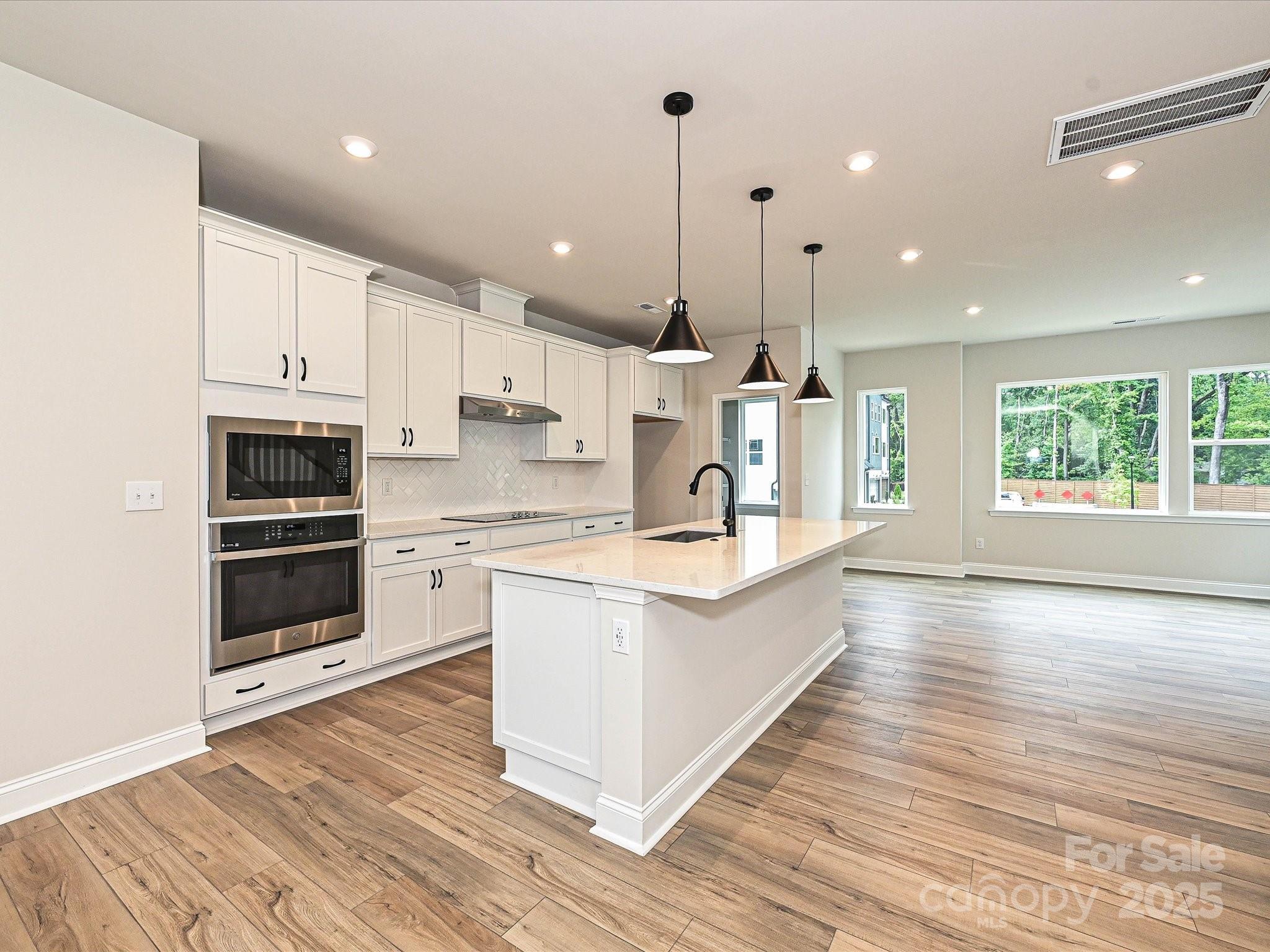 8034 Cedarsmith Court — Charlotte