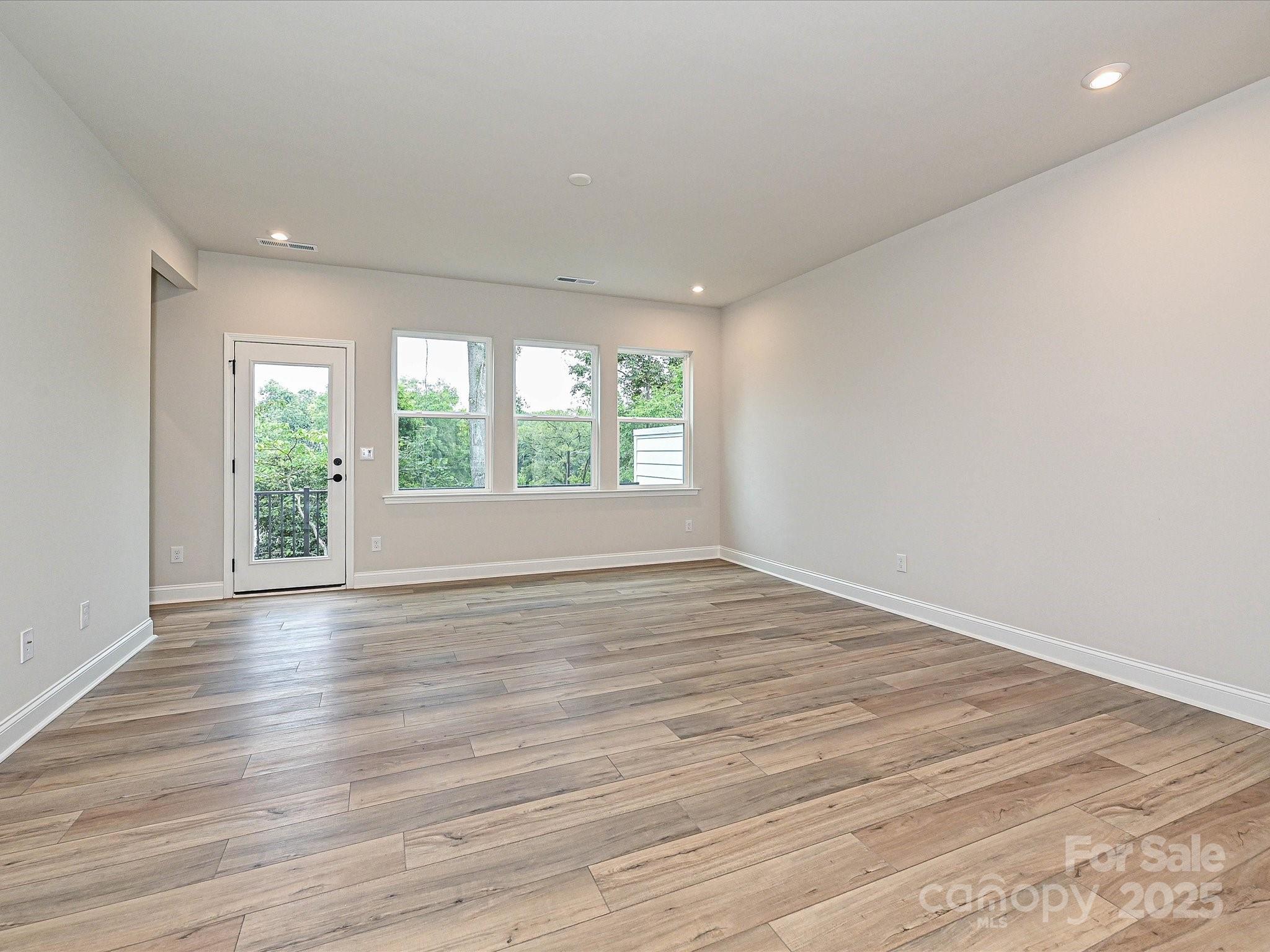 8034 Cedarsmith Court — Charlotte