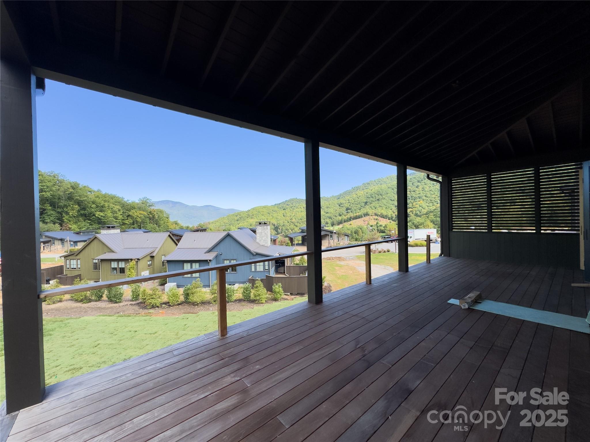 143 Lodestone Drive #418 — Sylva