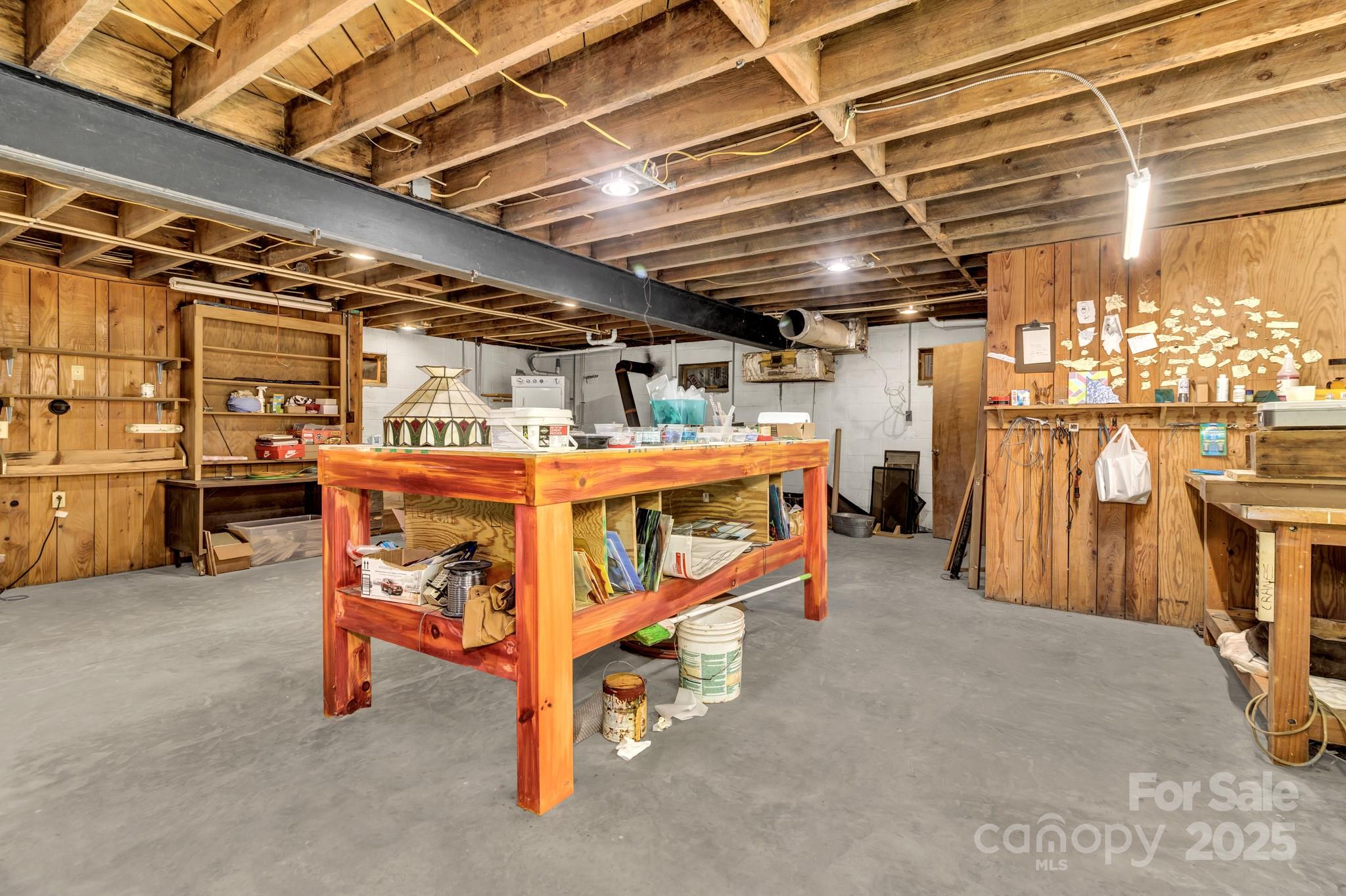 200 Dry Branch Road — Marshall