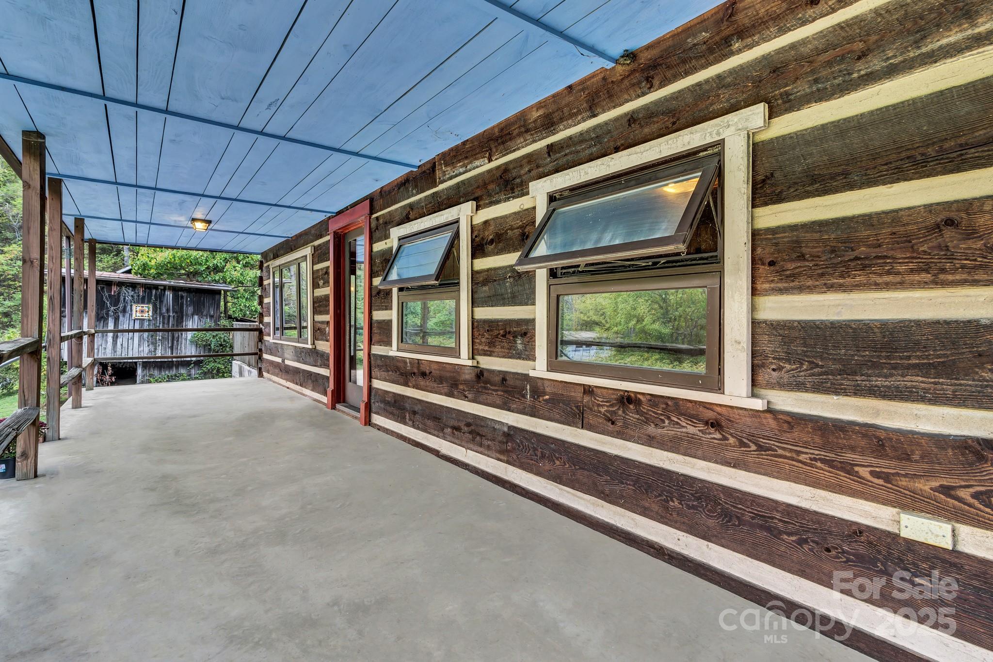 200 Dry Branch Road — Marshall