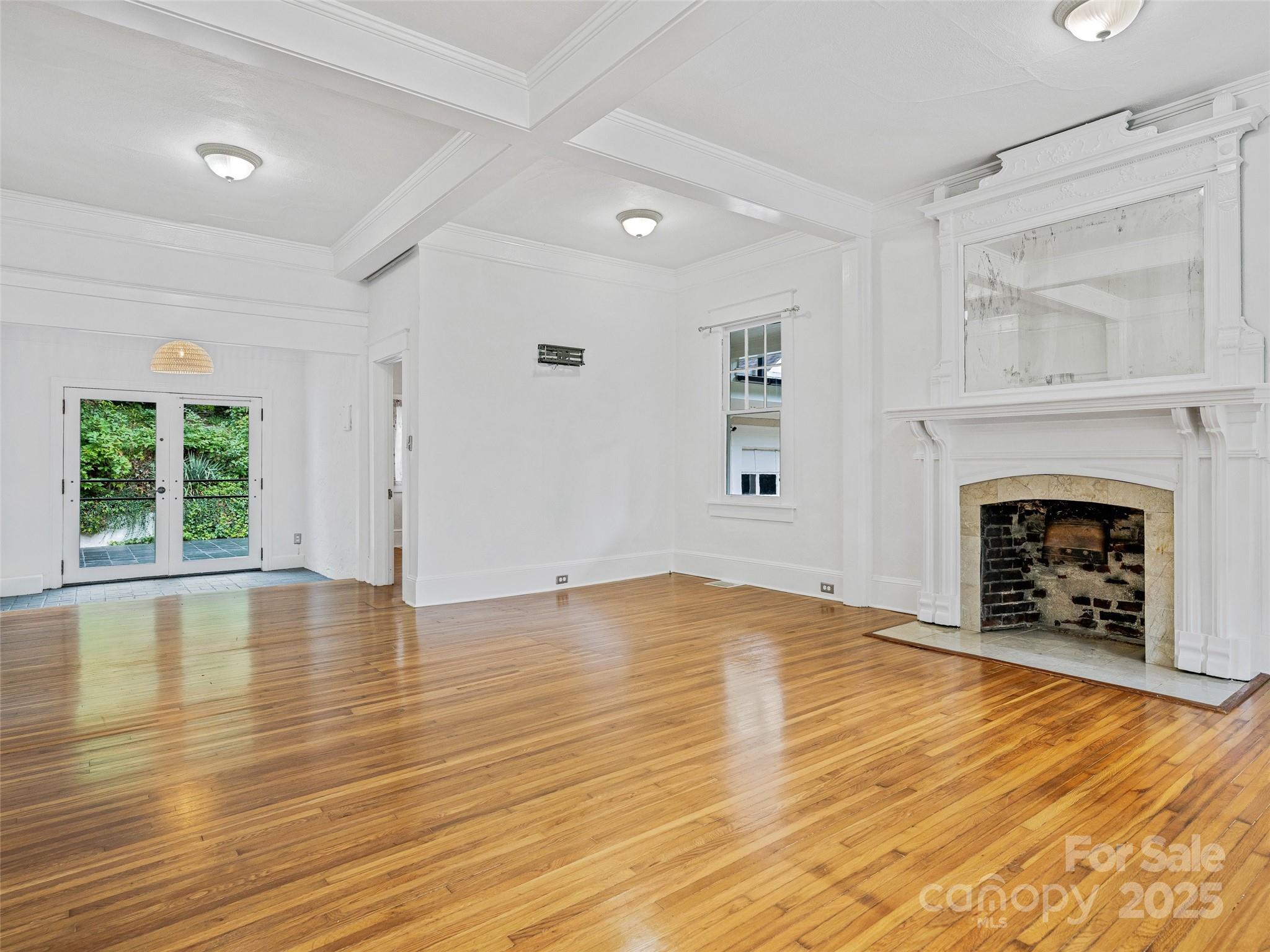 111 Rathfarnham Circle — Asheville