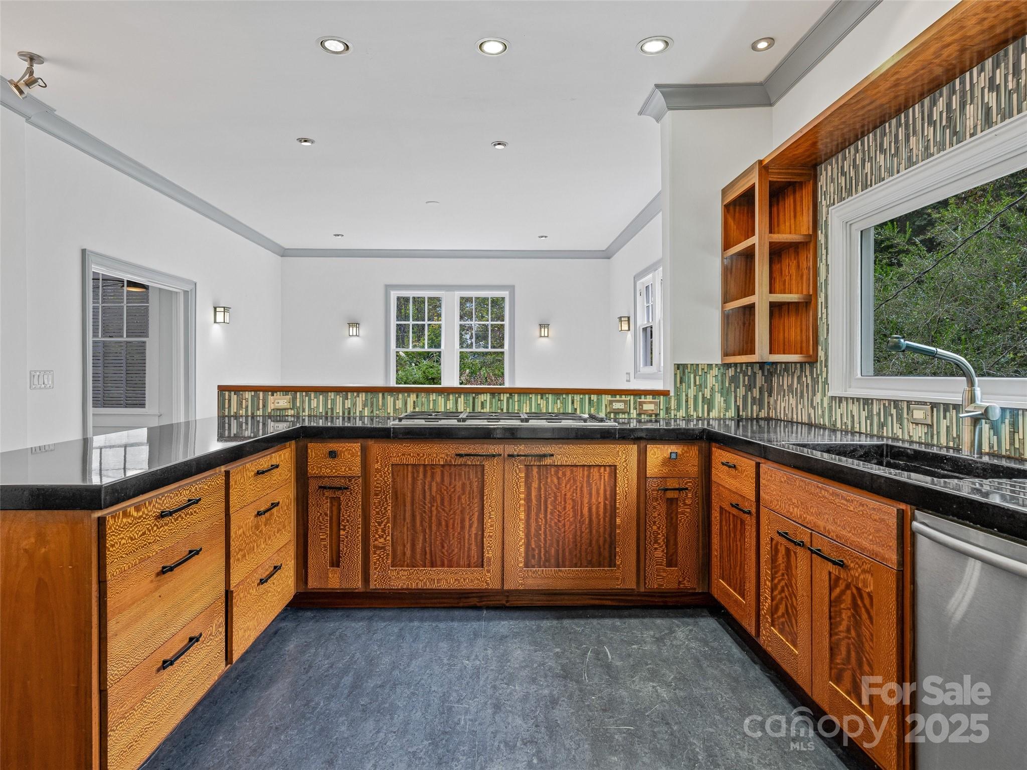 111 Rathfarnham Circle — Asheville
