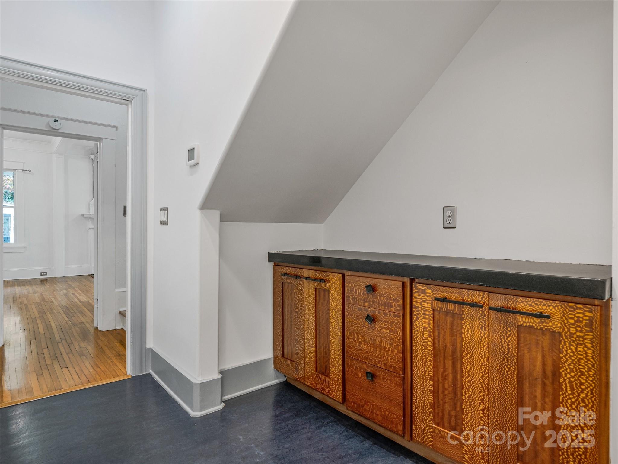 111 Rathfarnham Circle — Asheville