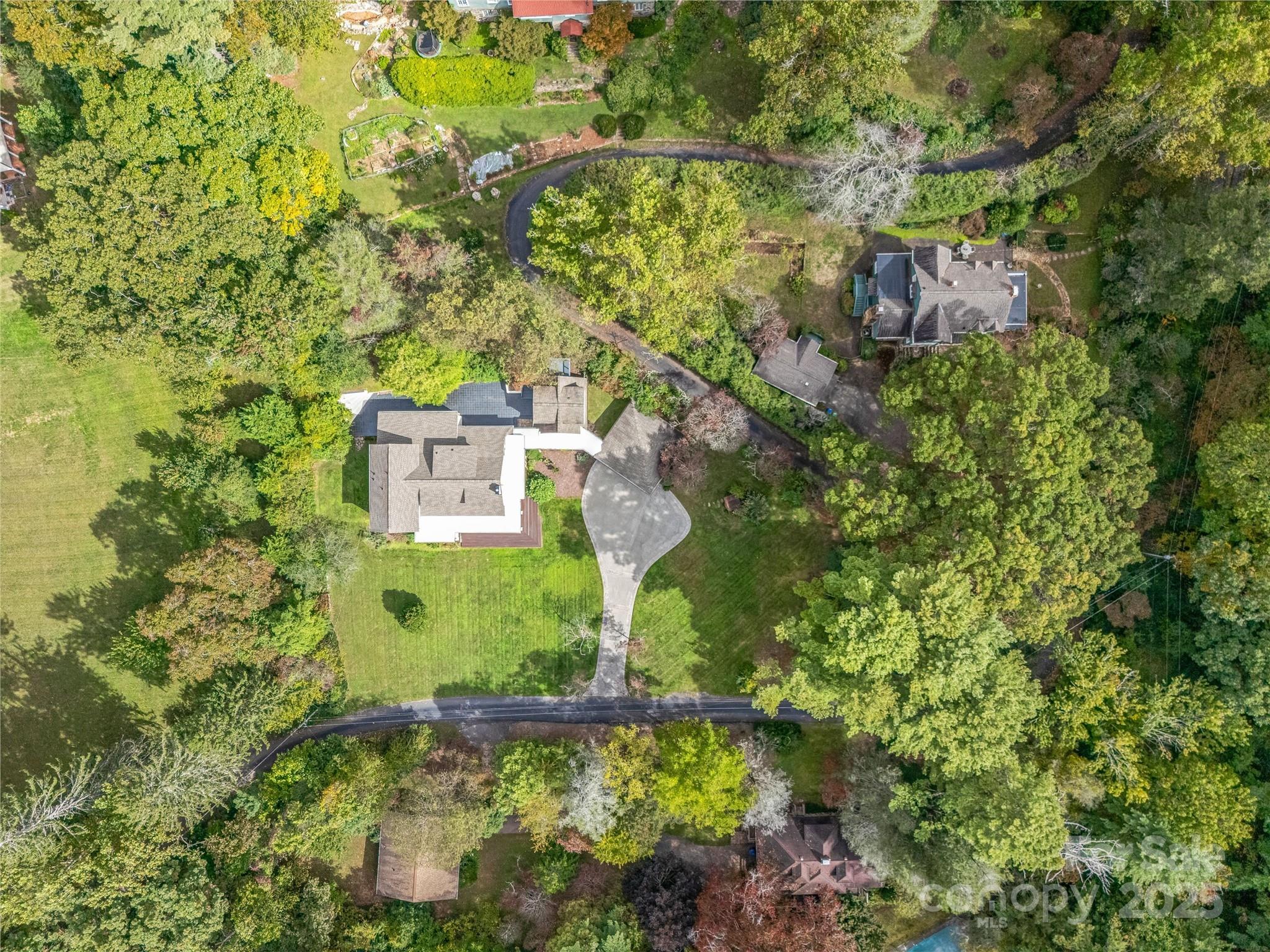 111 Rathfarnham Circle — Asheville
