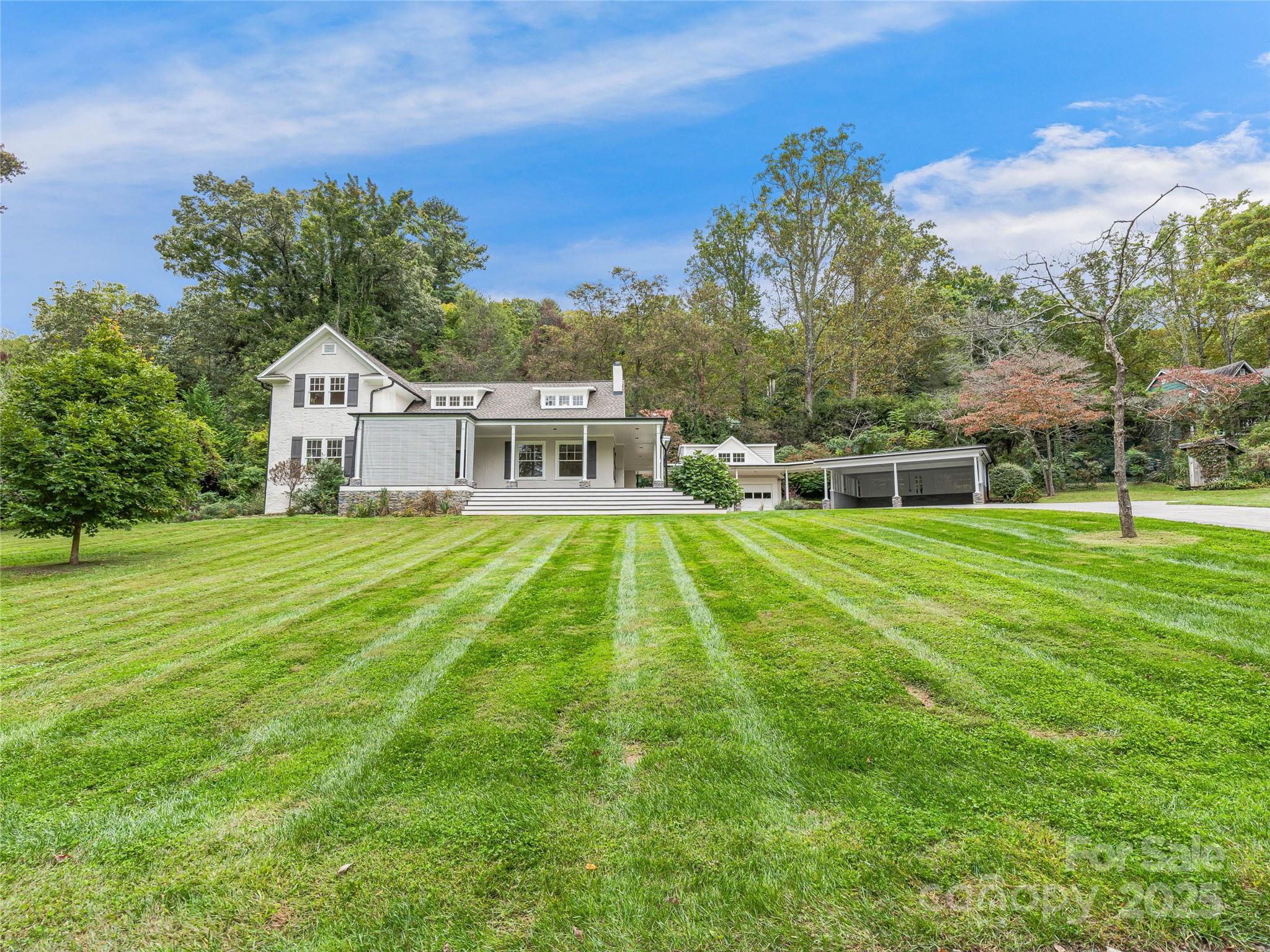 111 Rathfarnham Circle — Asheville