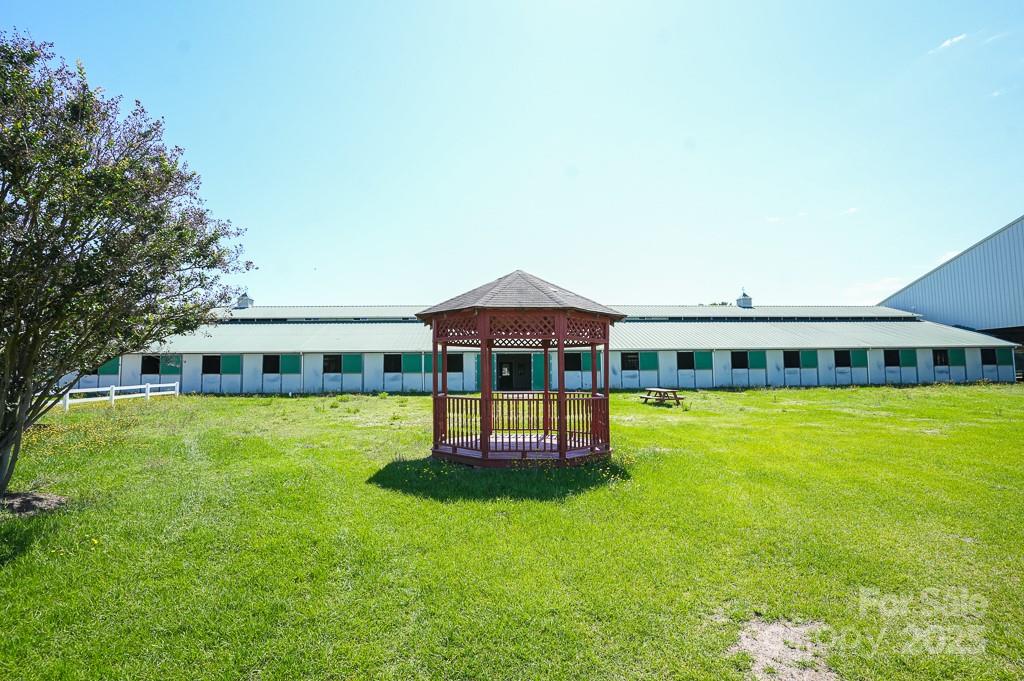 9141 Hasty Road — Laurinburg