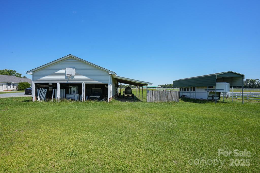 9141 Hasty Road — Laurinburg