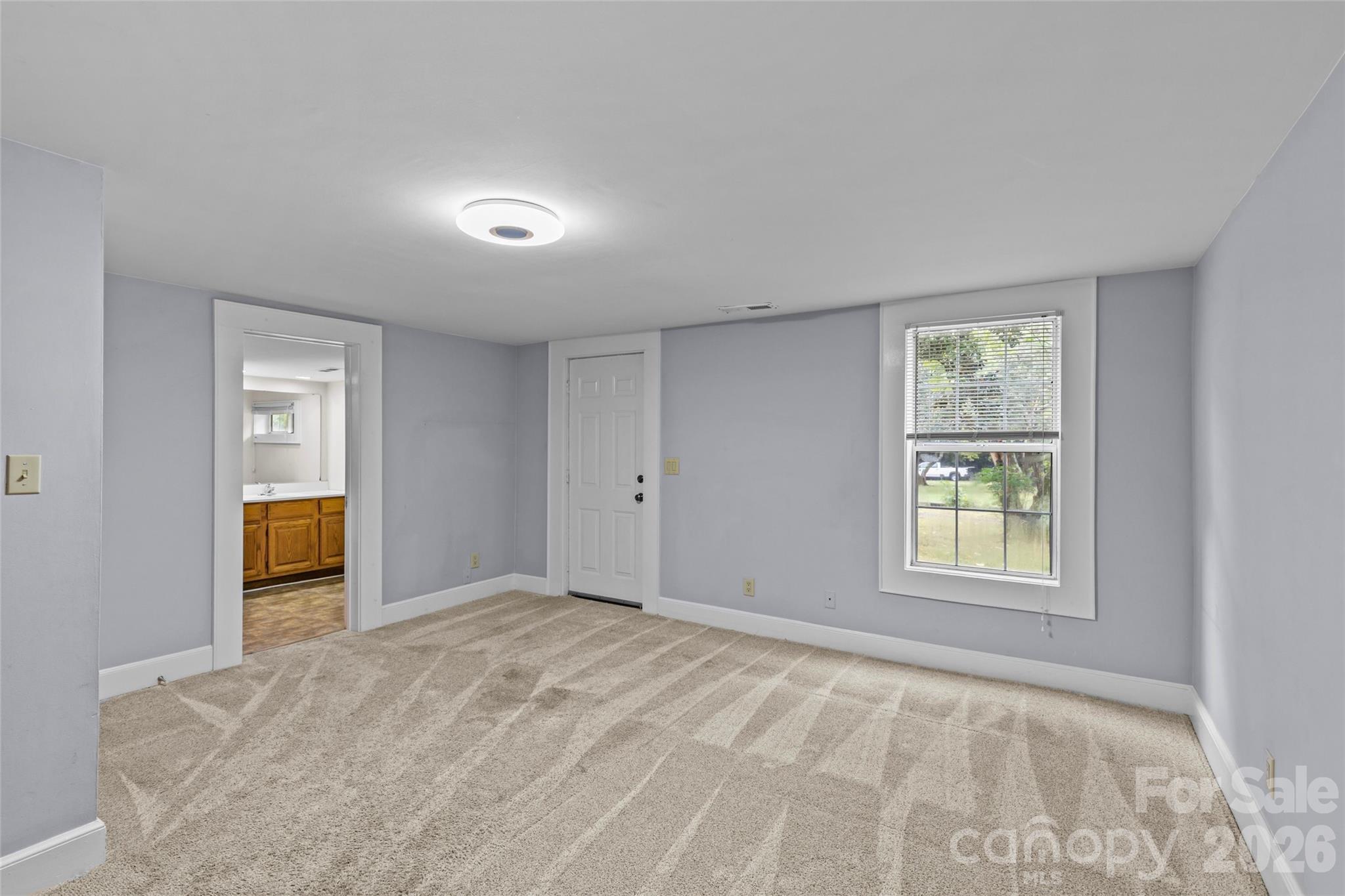 3824 Matthews Mint Hill Road — Matthews