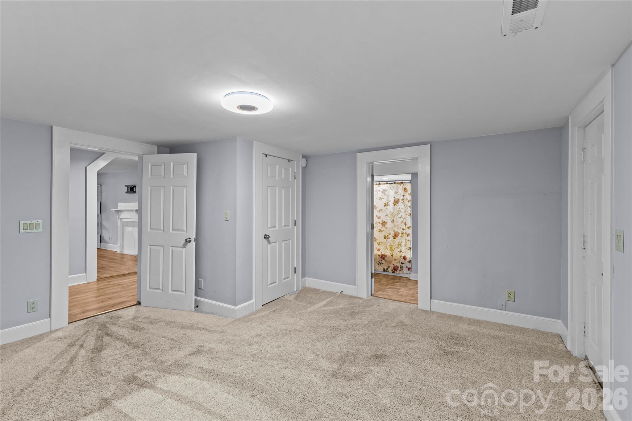 3824 Matthews Mint Hill Road — Matthews