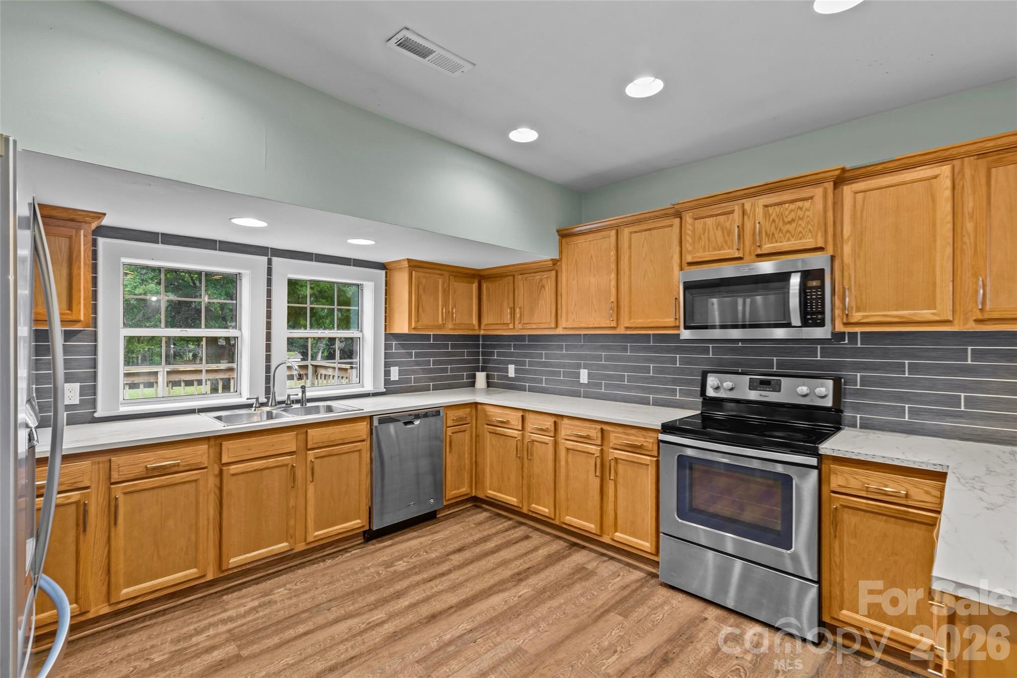 3824 Matthews Mint Hill Road — Matthews
