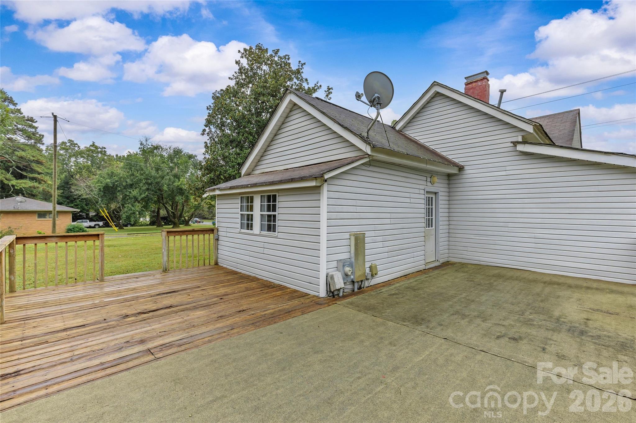3824 Matthews Mint Hill Road — Matthews