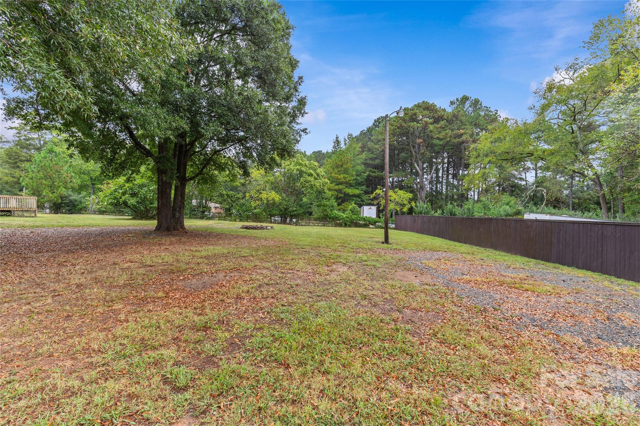3824 Matthews Mint Hill Road — Matthews