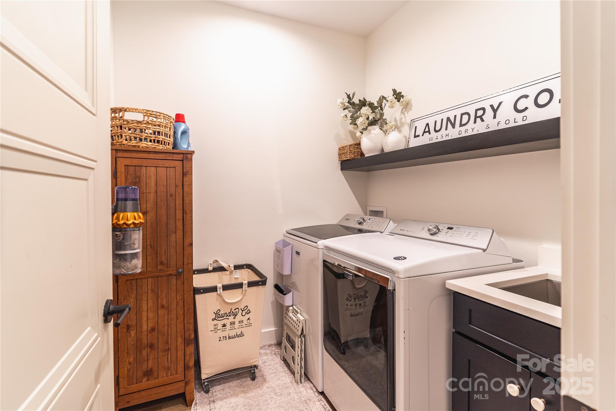 602 Kames Court NW — Conover