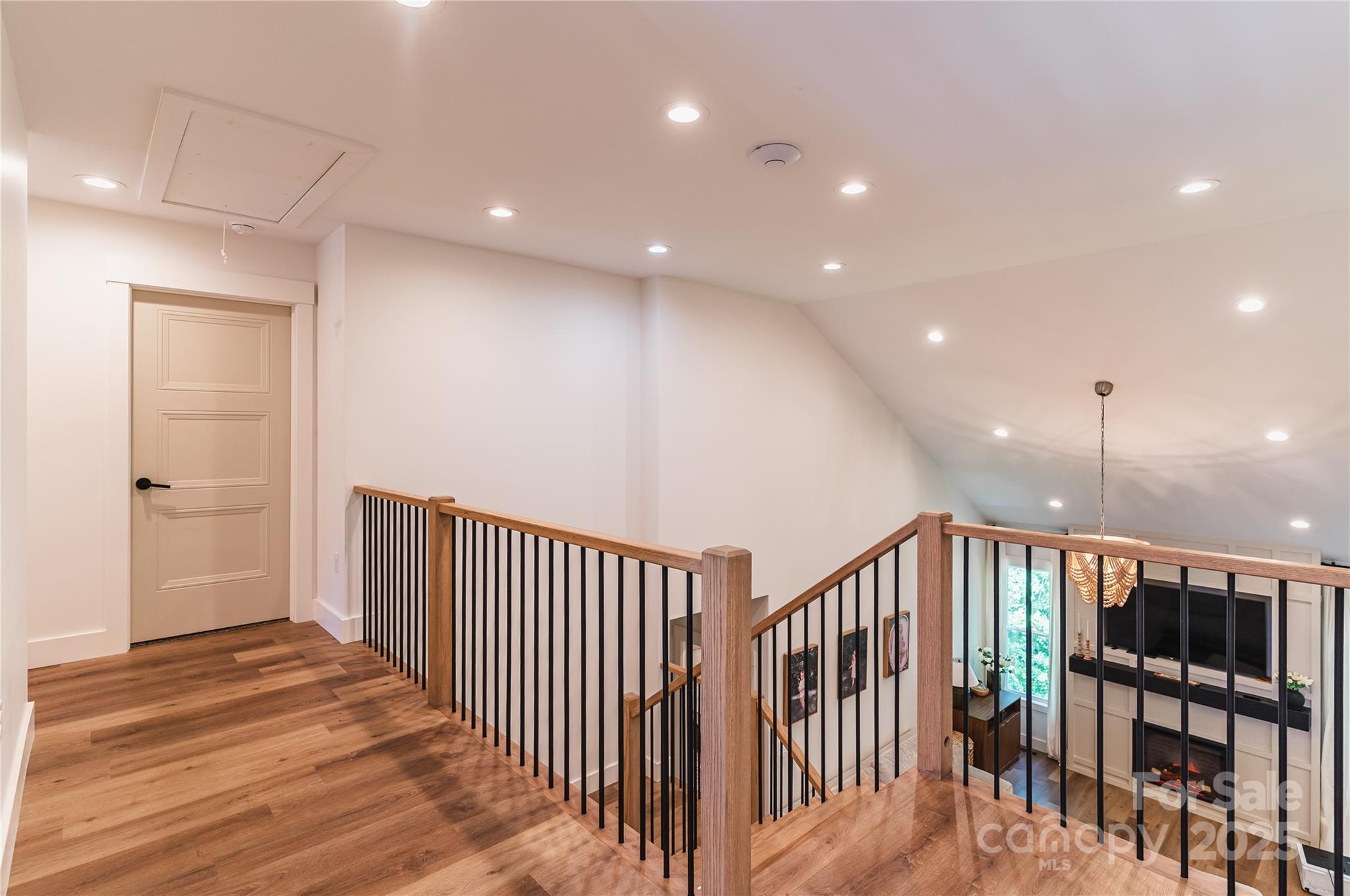 602 Kames Court NW — Conover