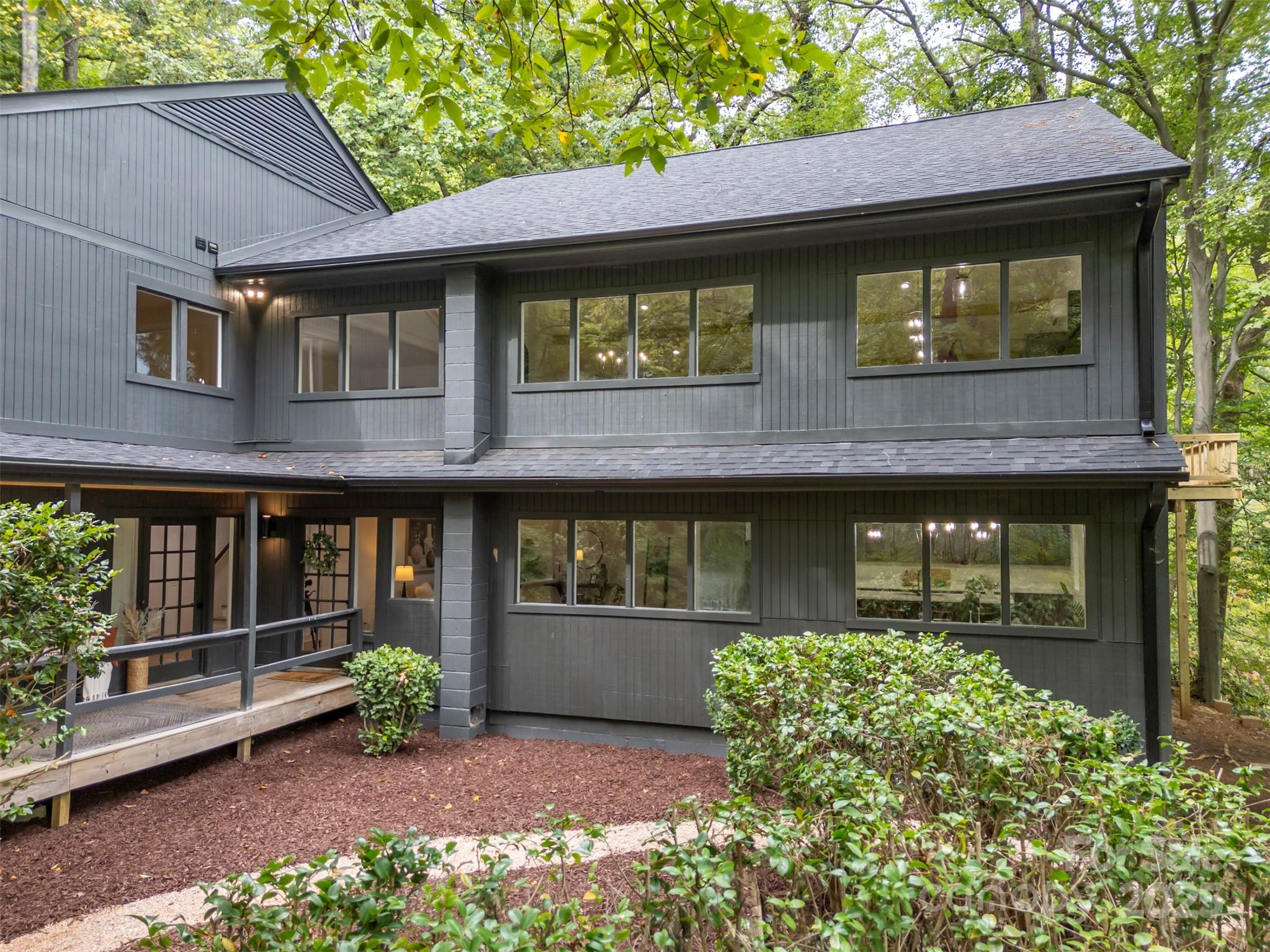 160 Lasae Lane — Tryon