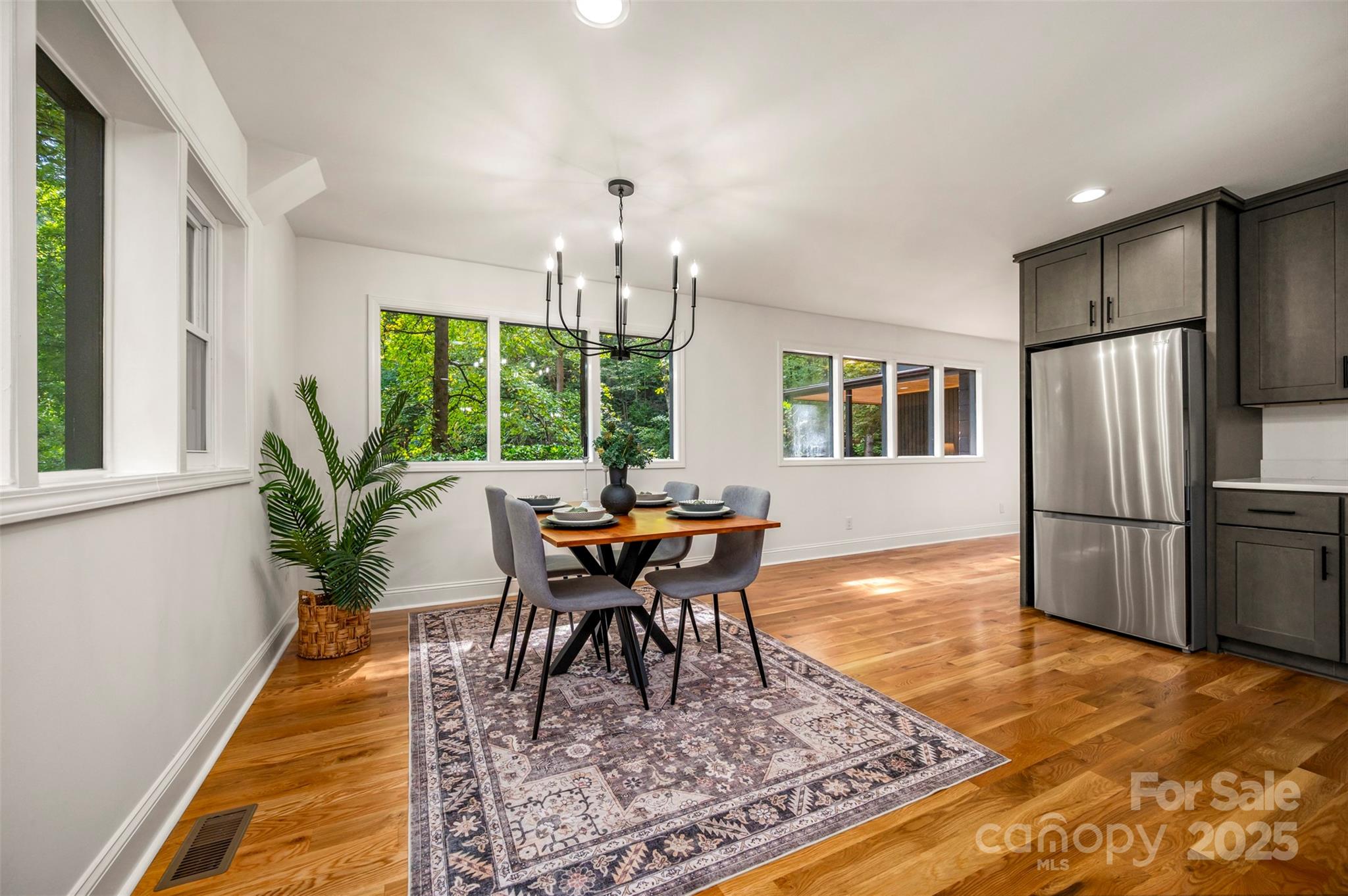 160 Lasae Lane — Tryon