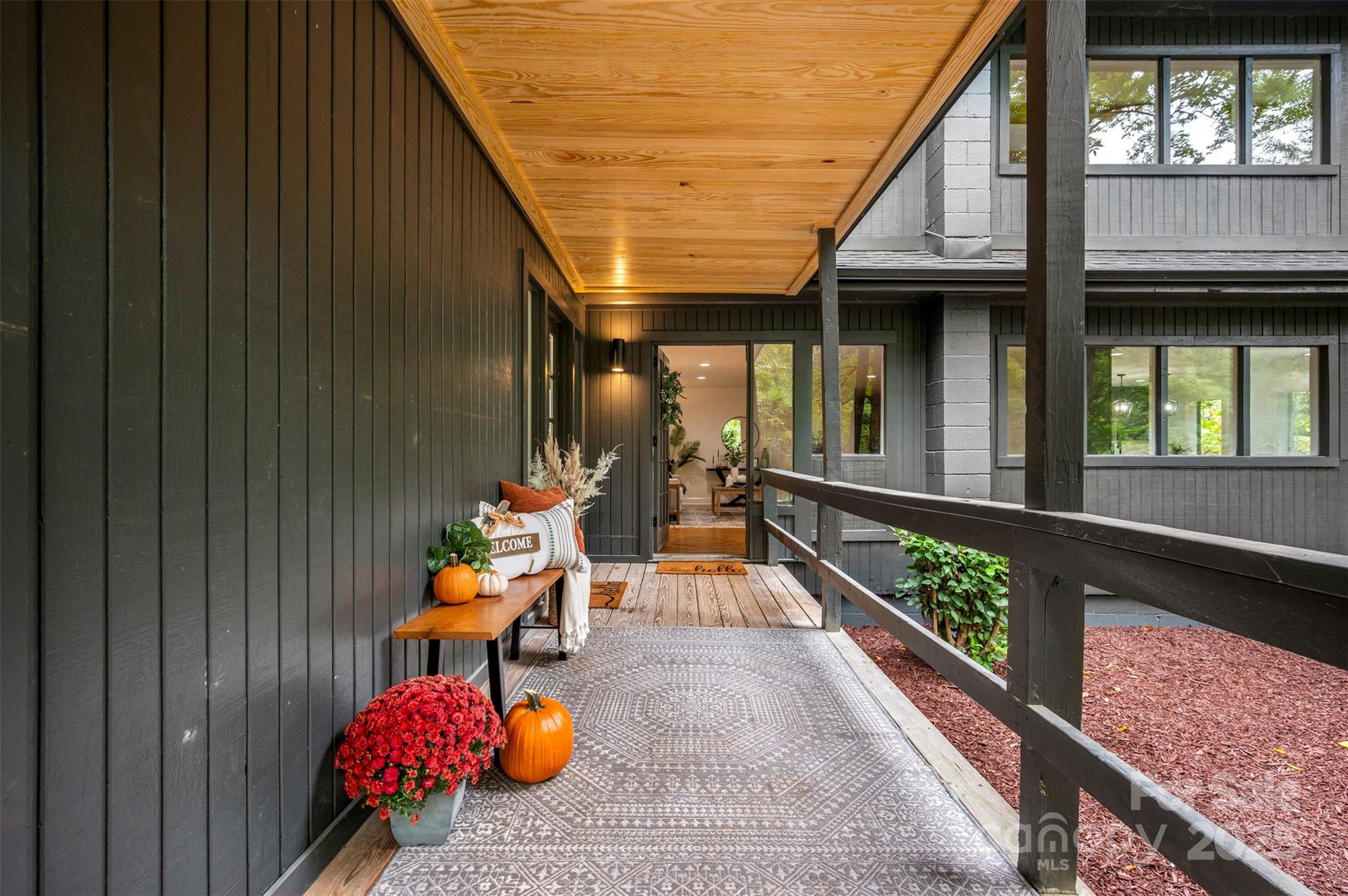160 Lasae Lane — Tryon