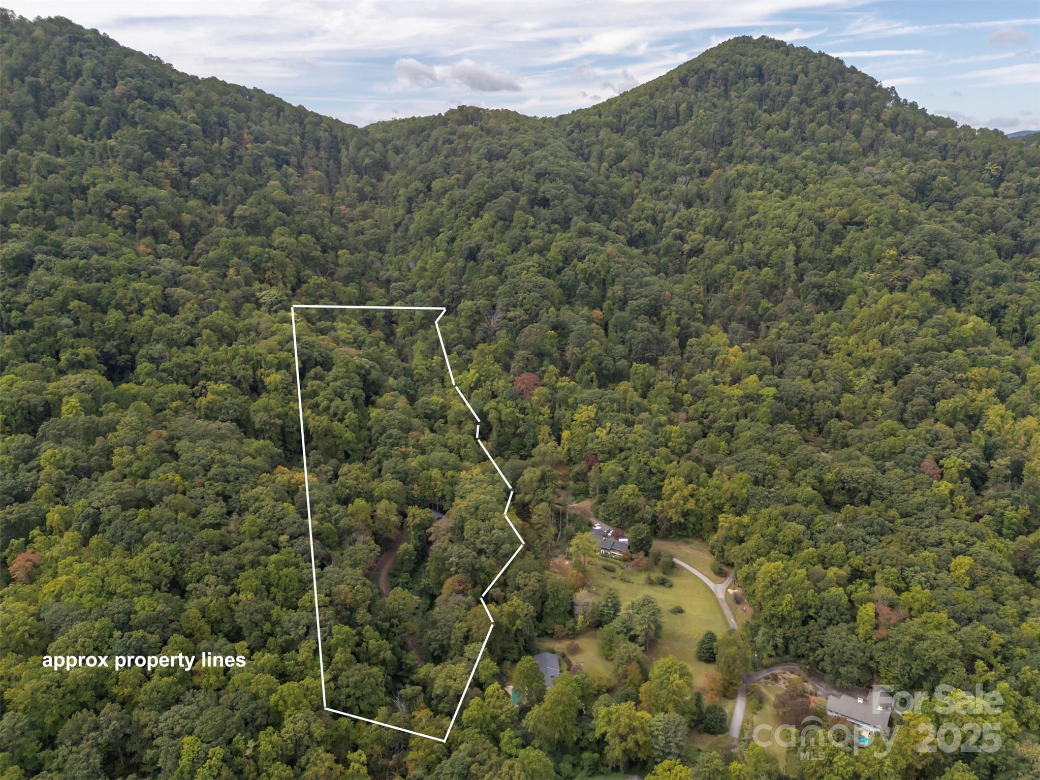 160 Lasae Lane — Tryon