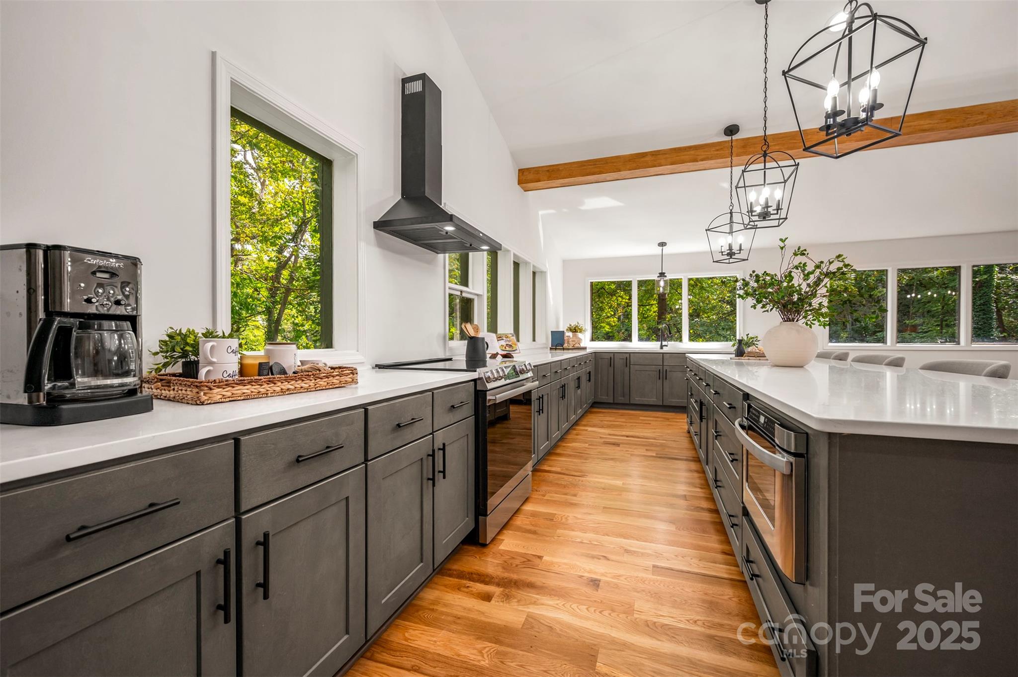 160 Lasae Lane — Tryon