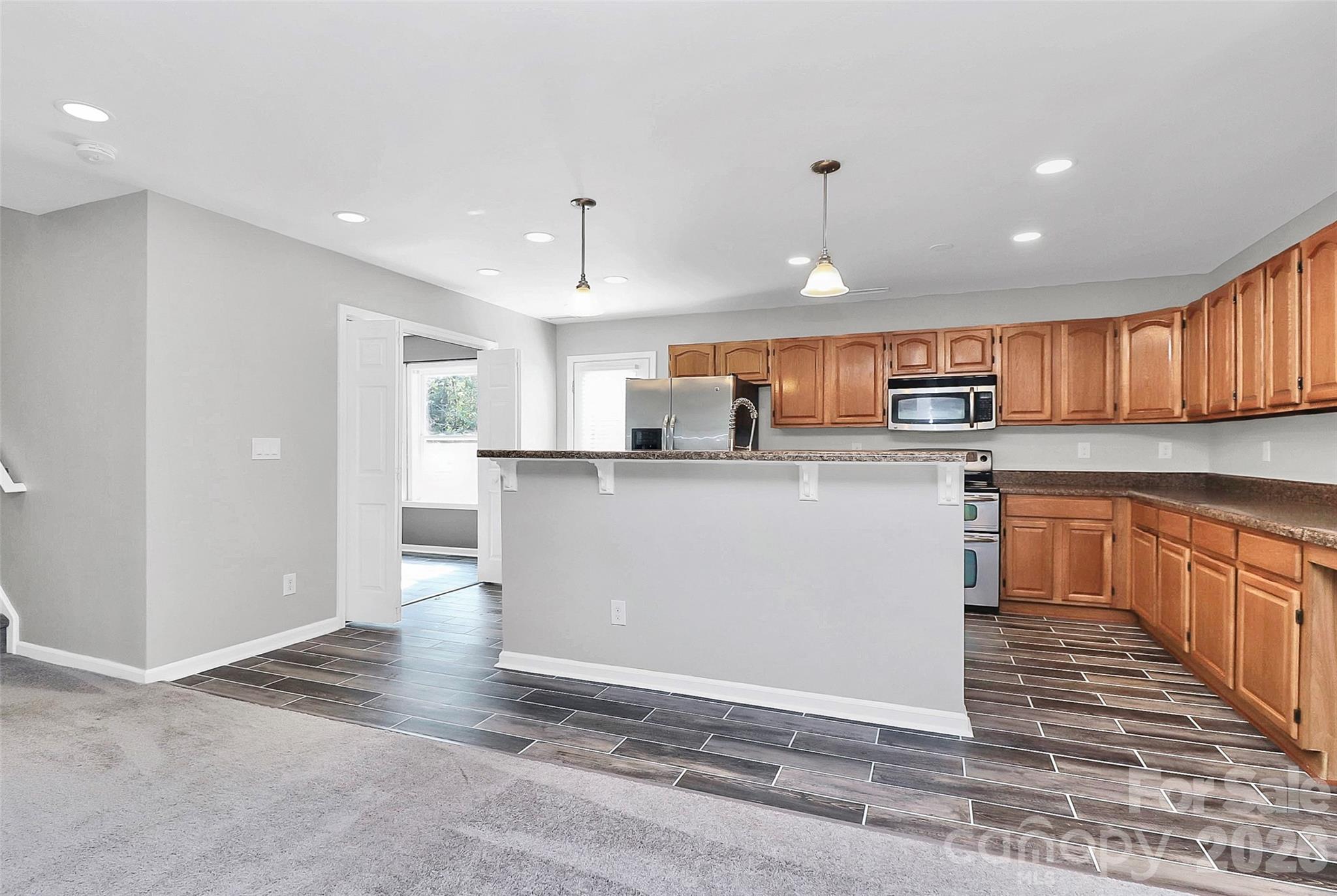 15705 Lakepoint Forest Drive — Charlotte