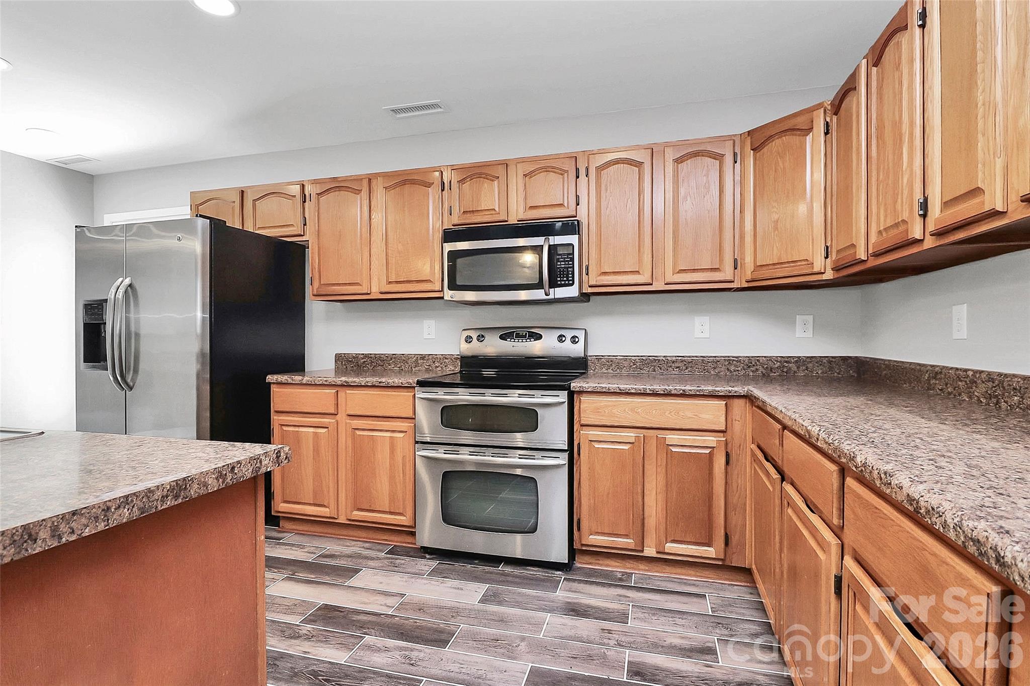 15705 Lakepoint Forest Drive — Charlotte