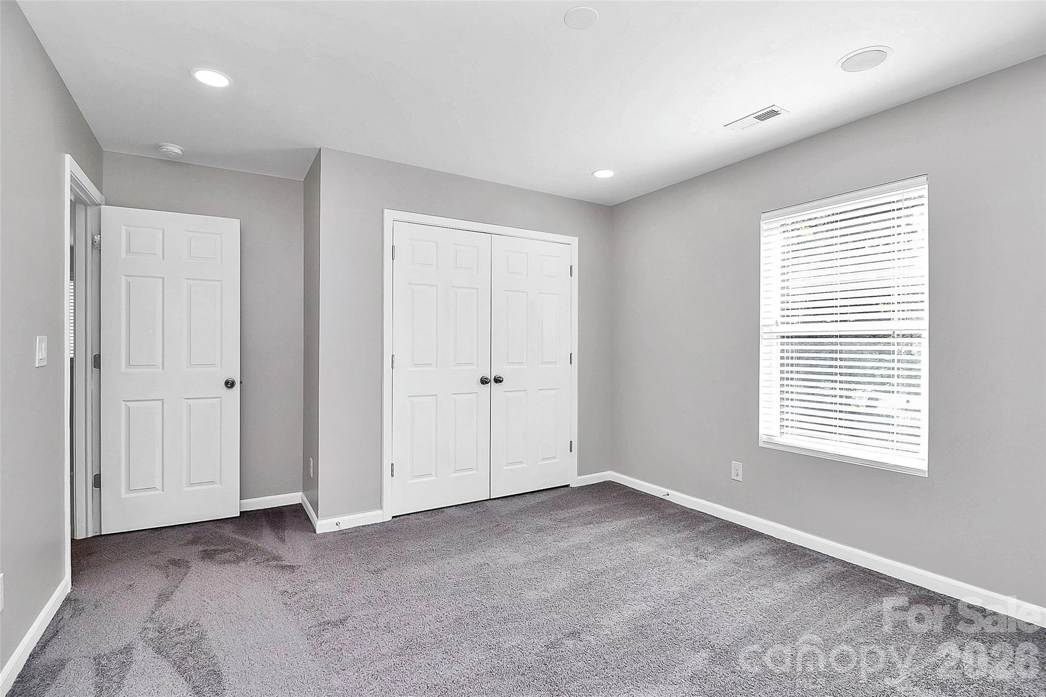 15705 Lakepoint Forest Drive — Charlotte