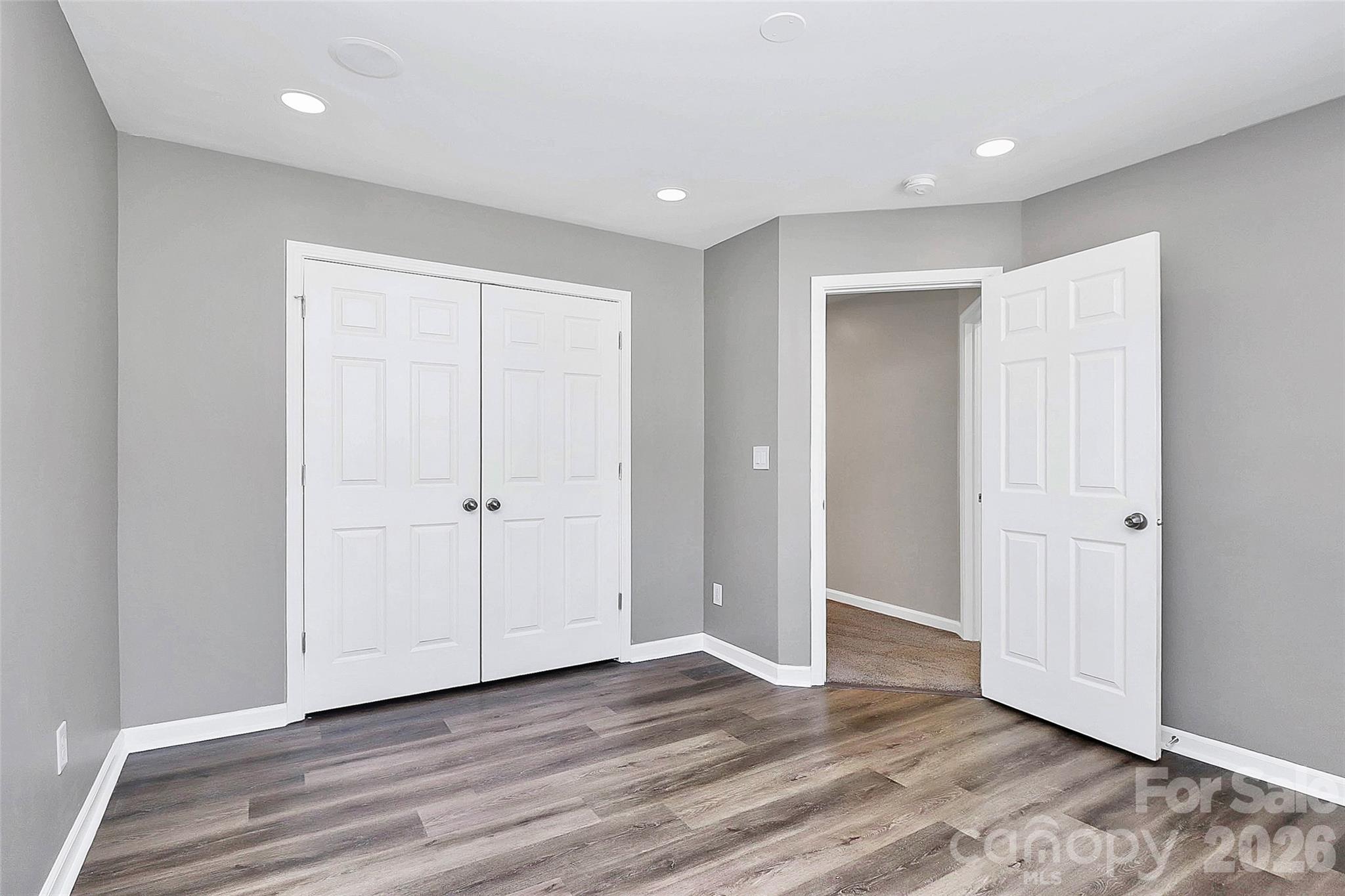 15705 Lakepoint Forest Drive — Charlotte