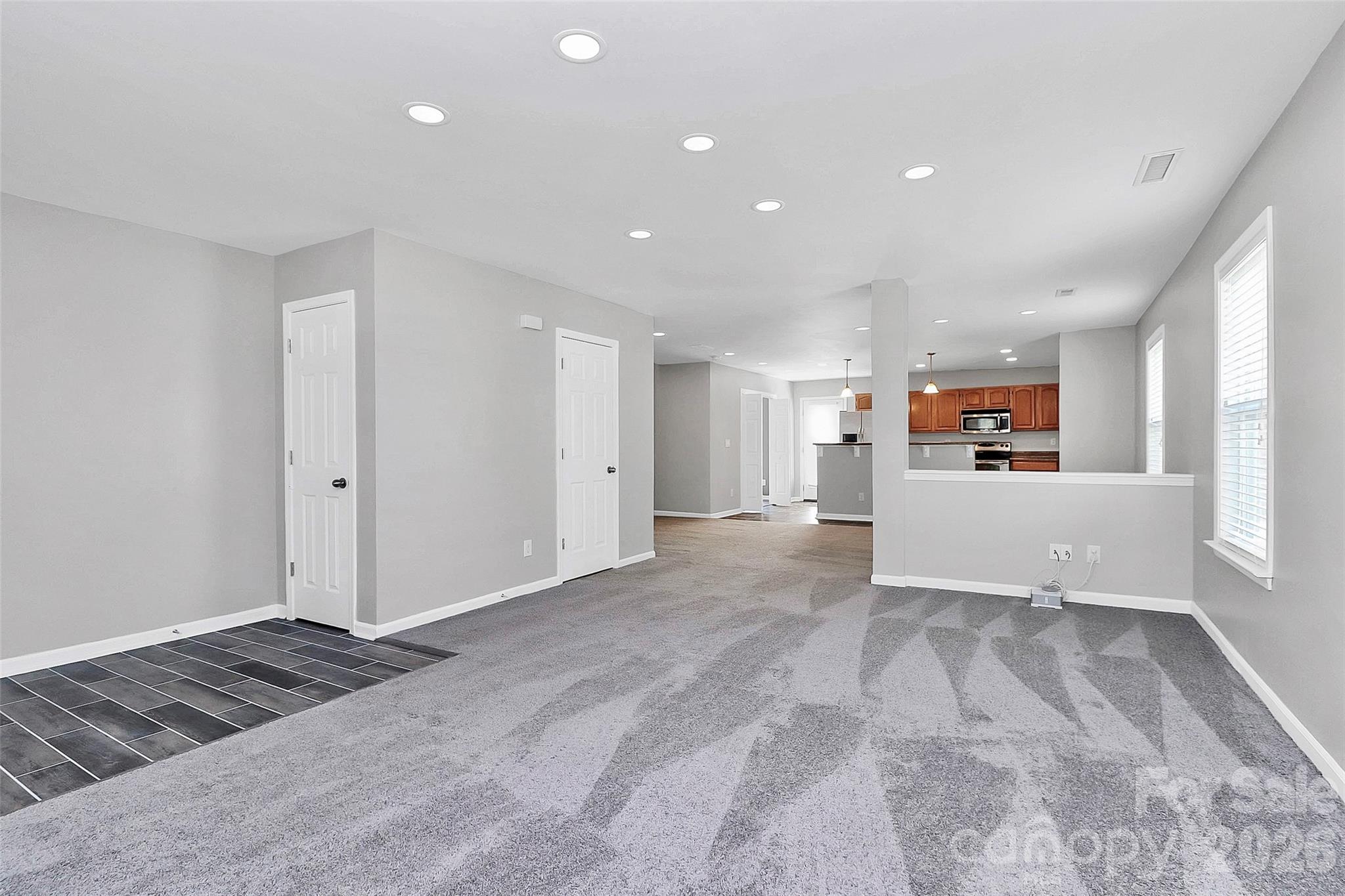 15705 Lakepoint Forest Drive — Charlotte