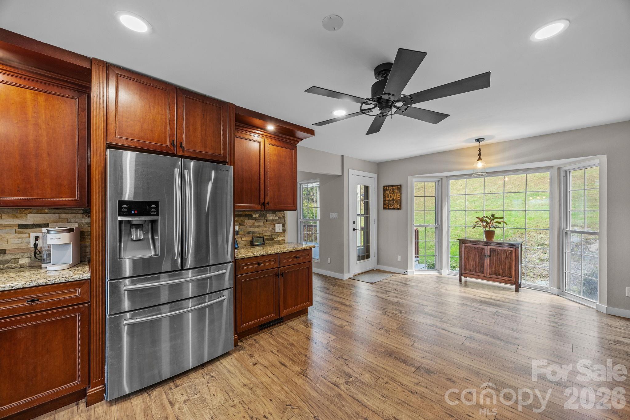 235 Petersburg View Drive — Marshall