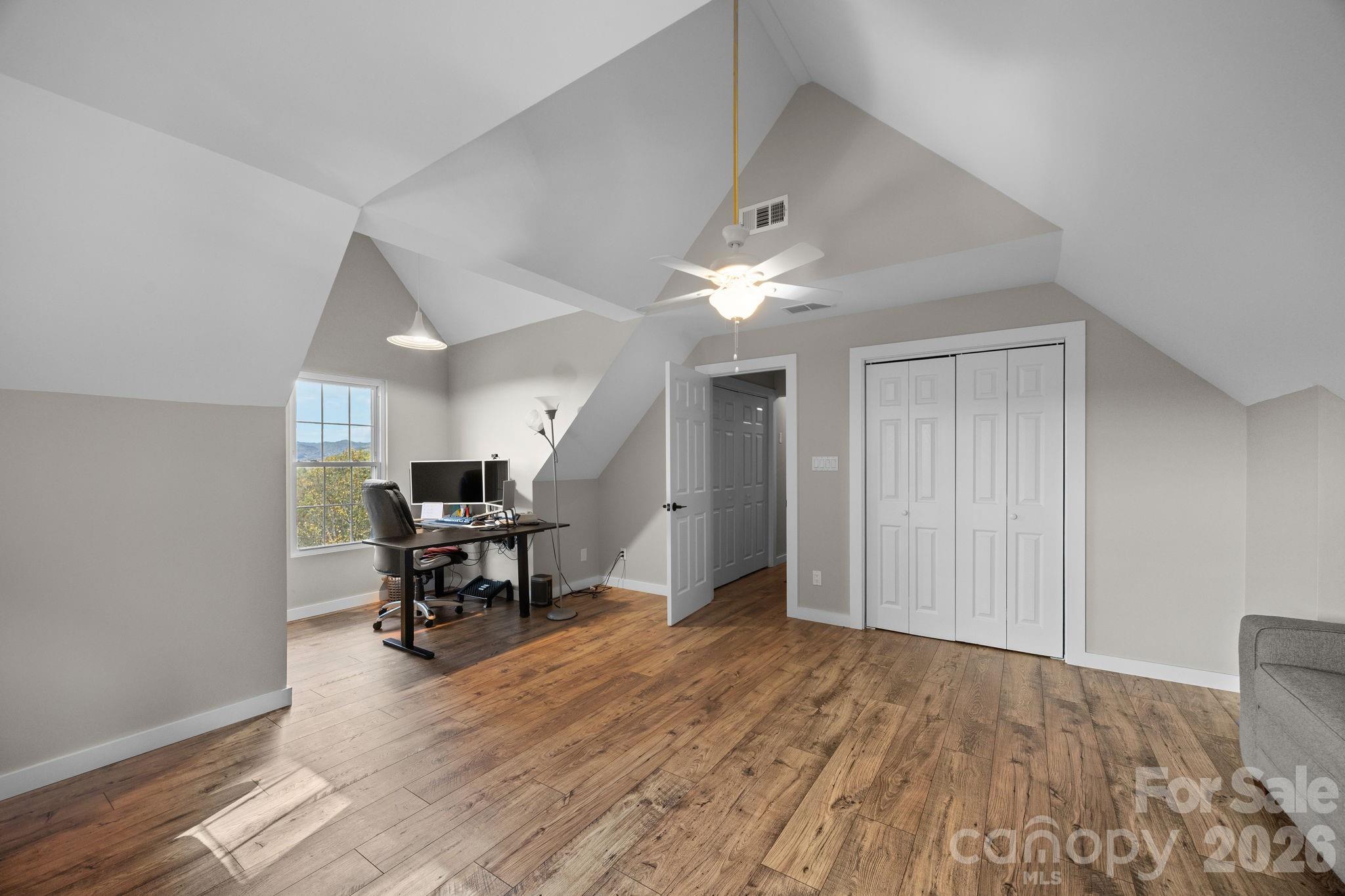 235 Petersburg View Drive — Marshall
