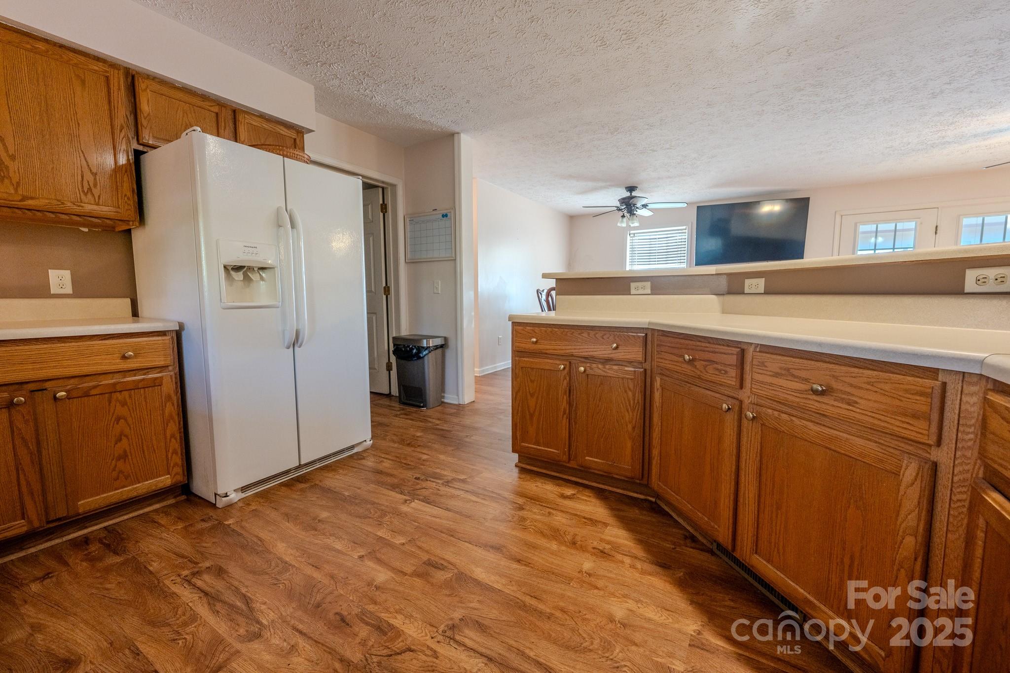 565 Overlook Drive — Spruce Pine