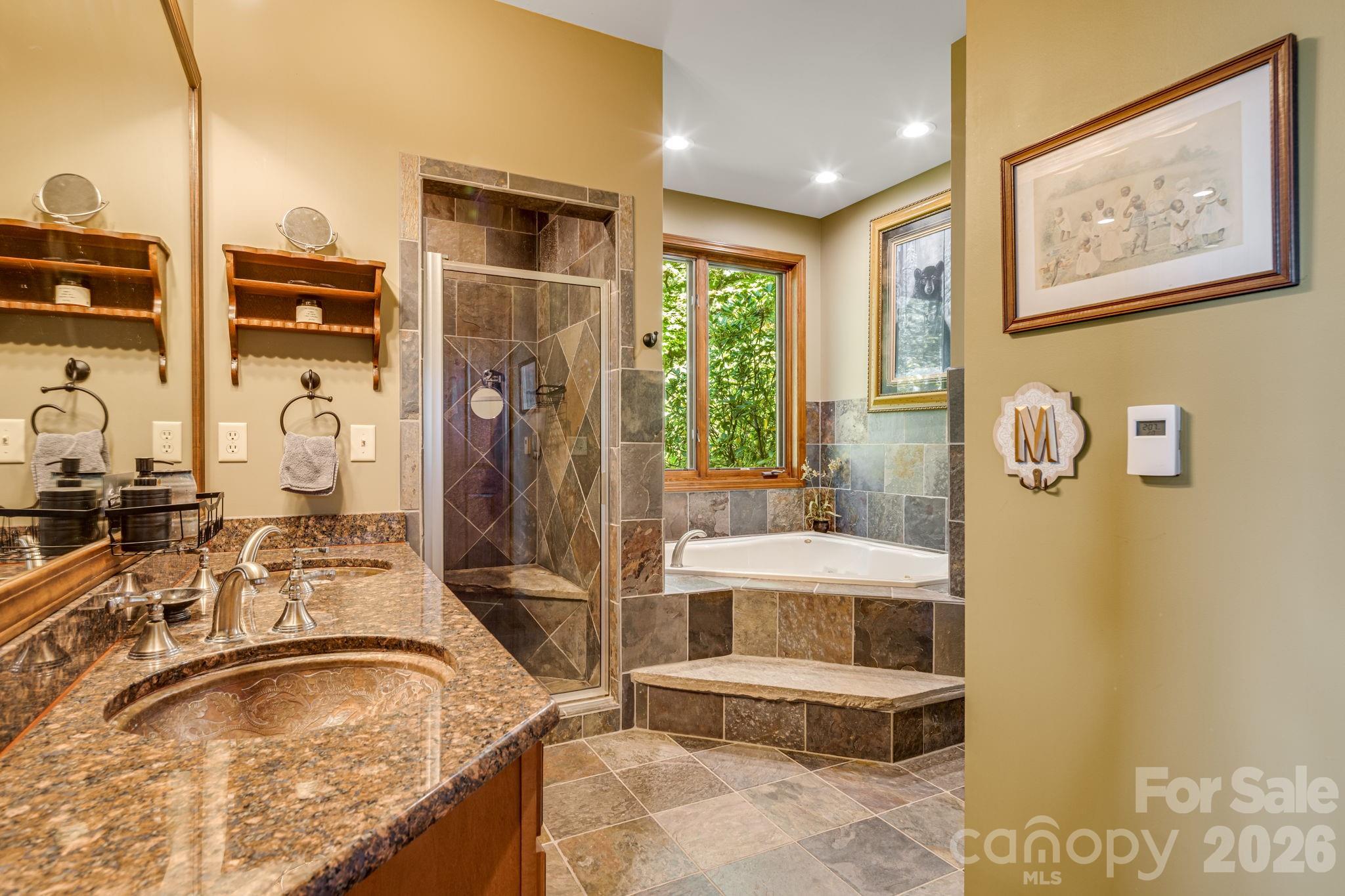 191 Ivy Way — Mars Hill