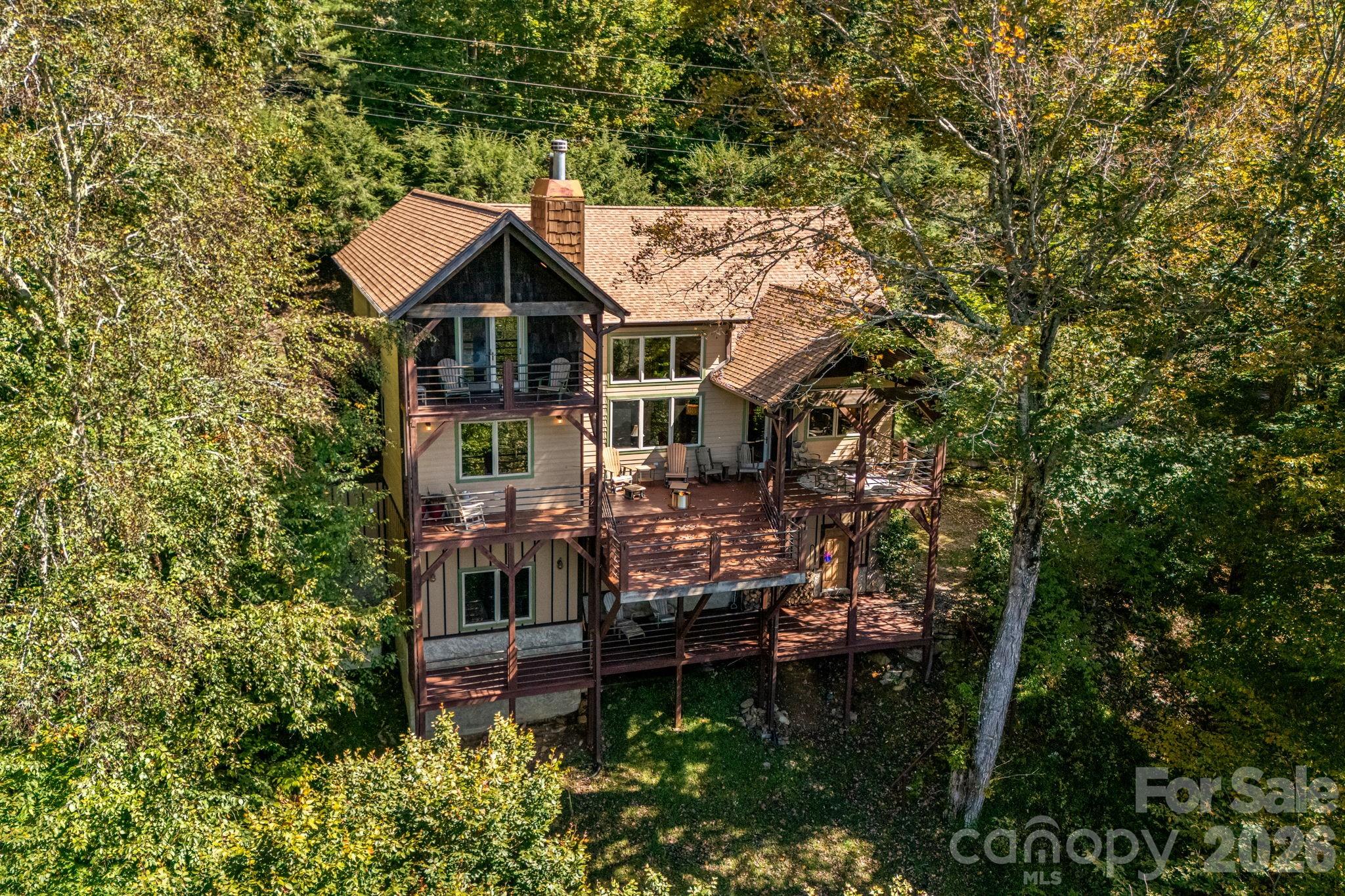 191 Ivy Way — Mars Hill