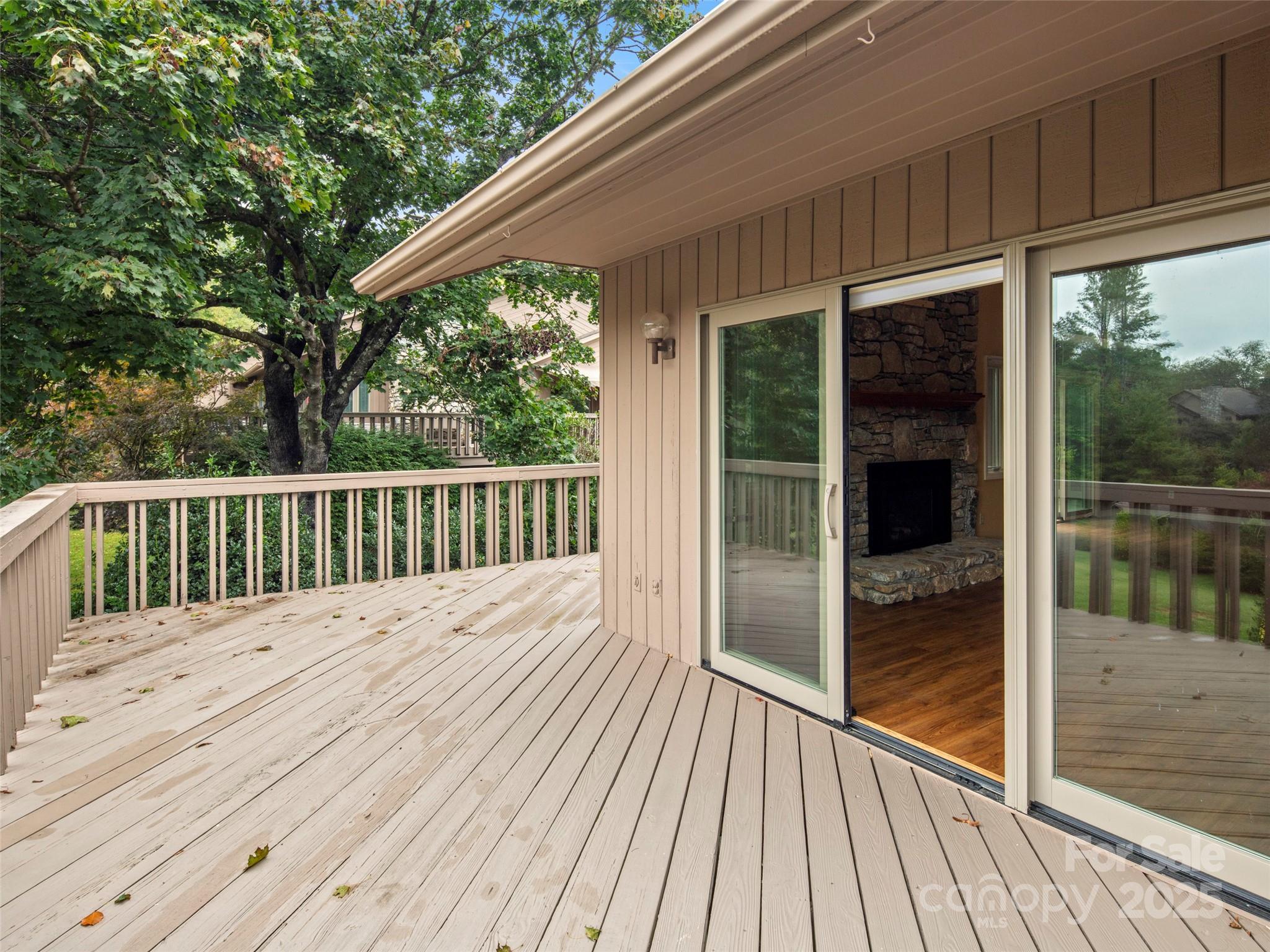 5 Ridge Terrace — Asheville