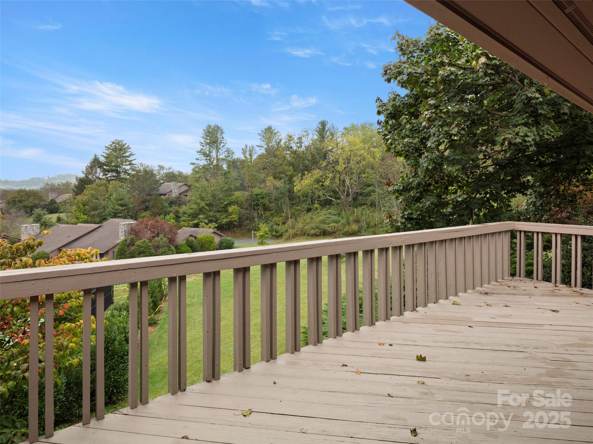 5 Ridge Terrace — Asheville