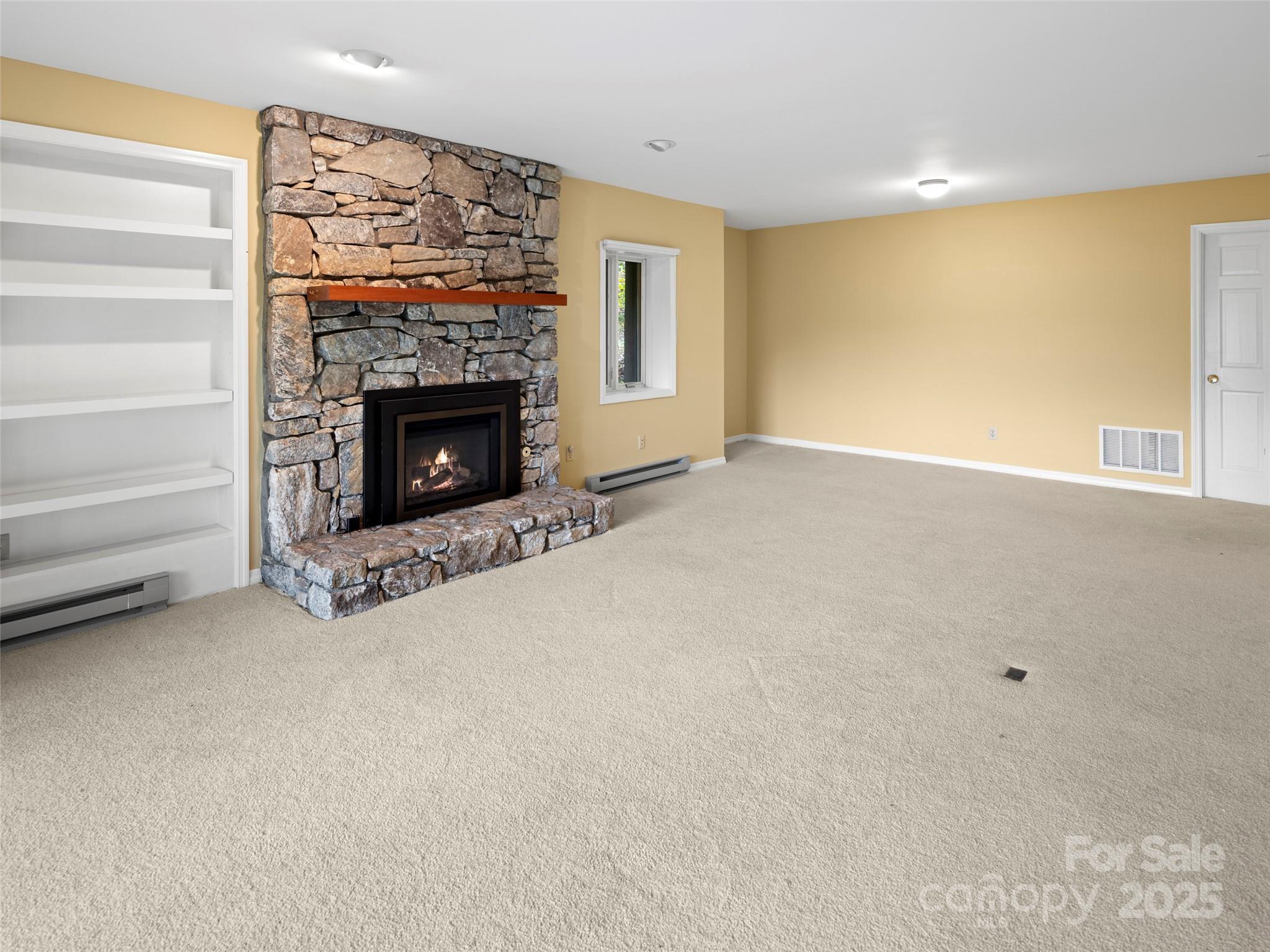 5 Ridge Terrace — Asheville