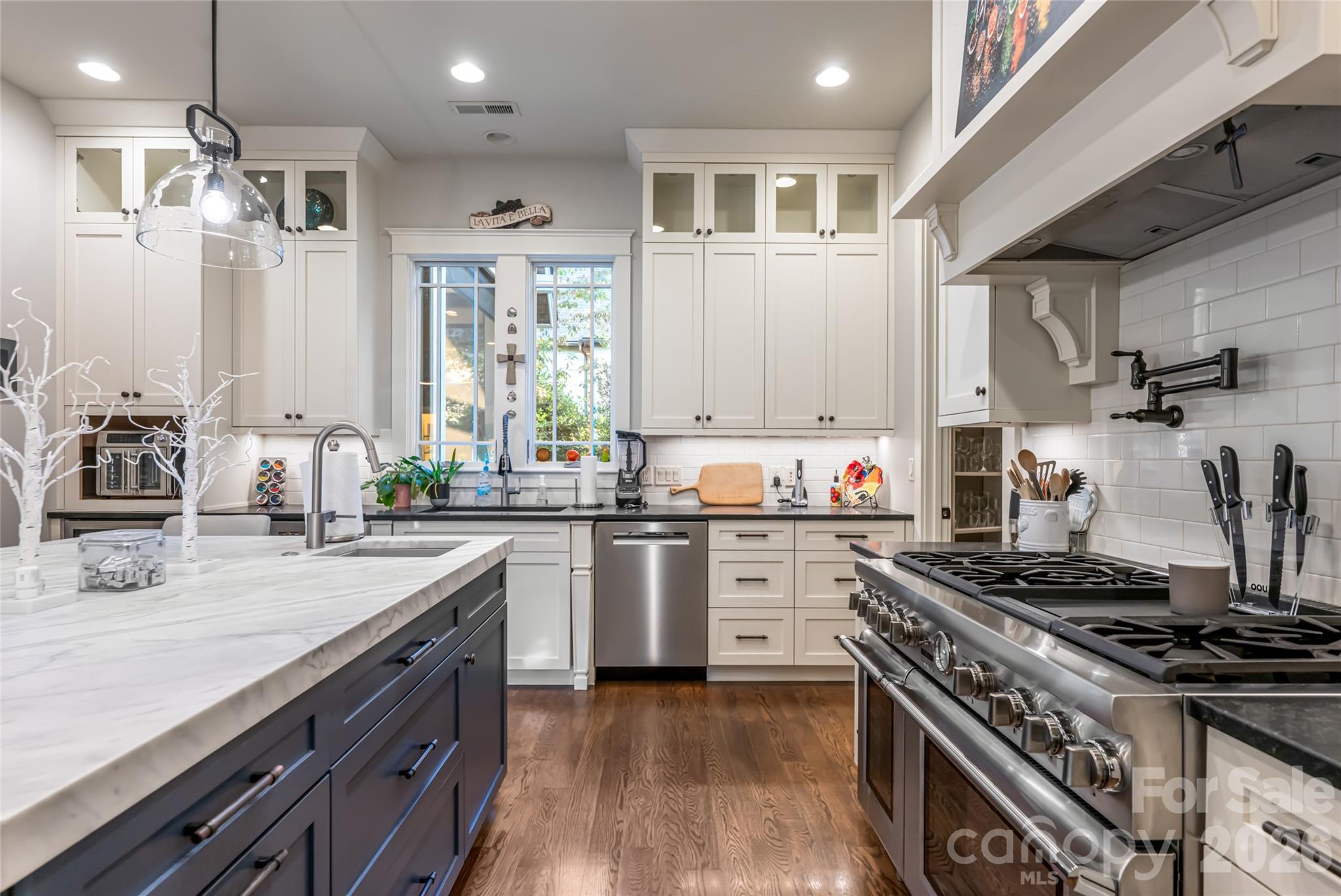 86 Brookline Drive — Asheville