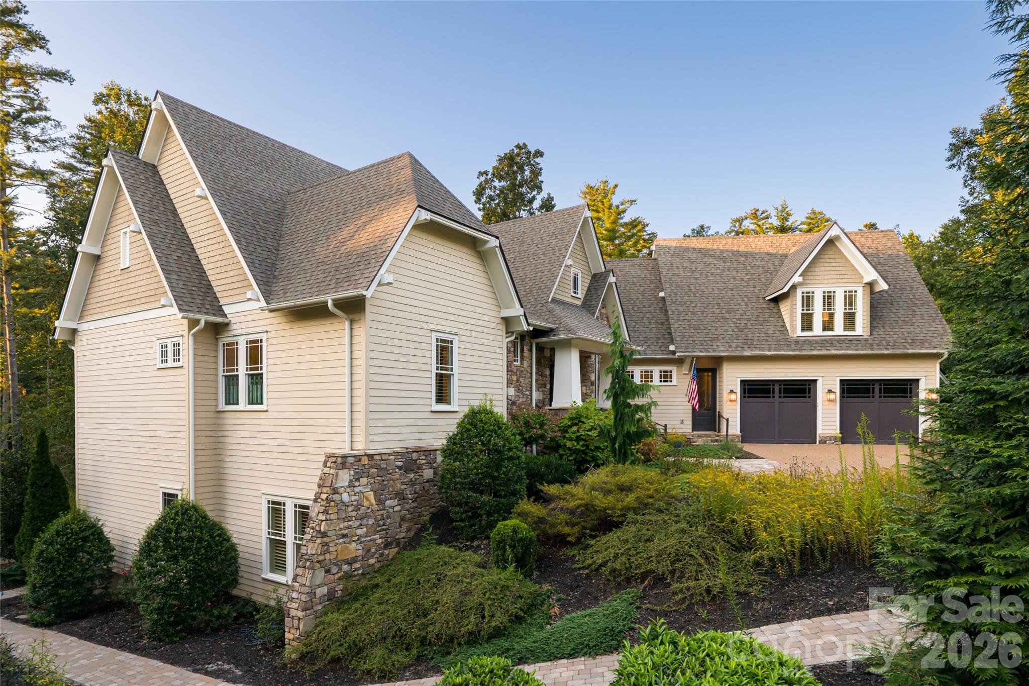 86 Brookline Drive — Asheville
