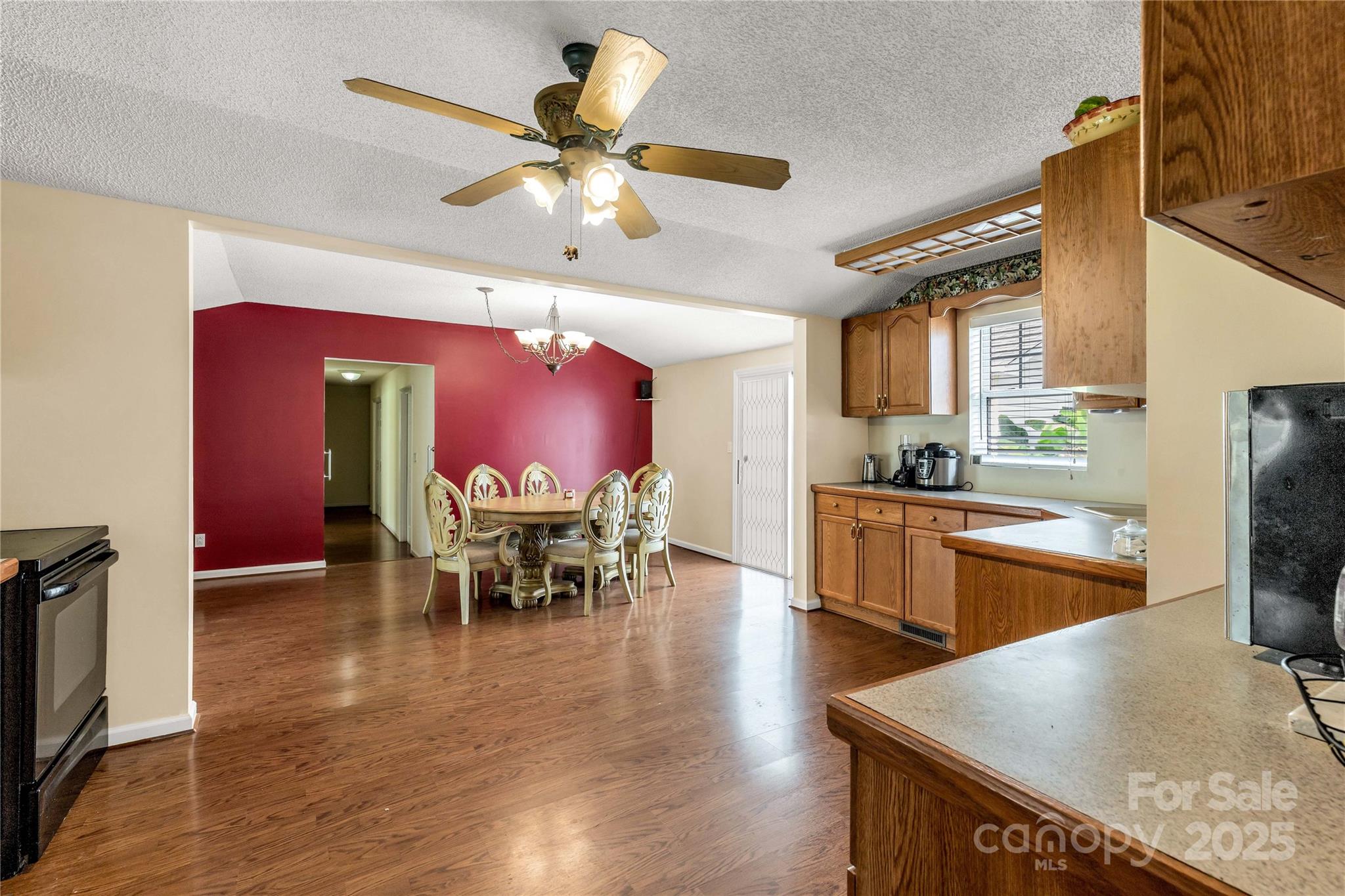 2538 Old Camden Highway — Lancaster