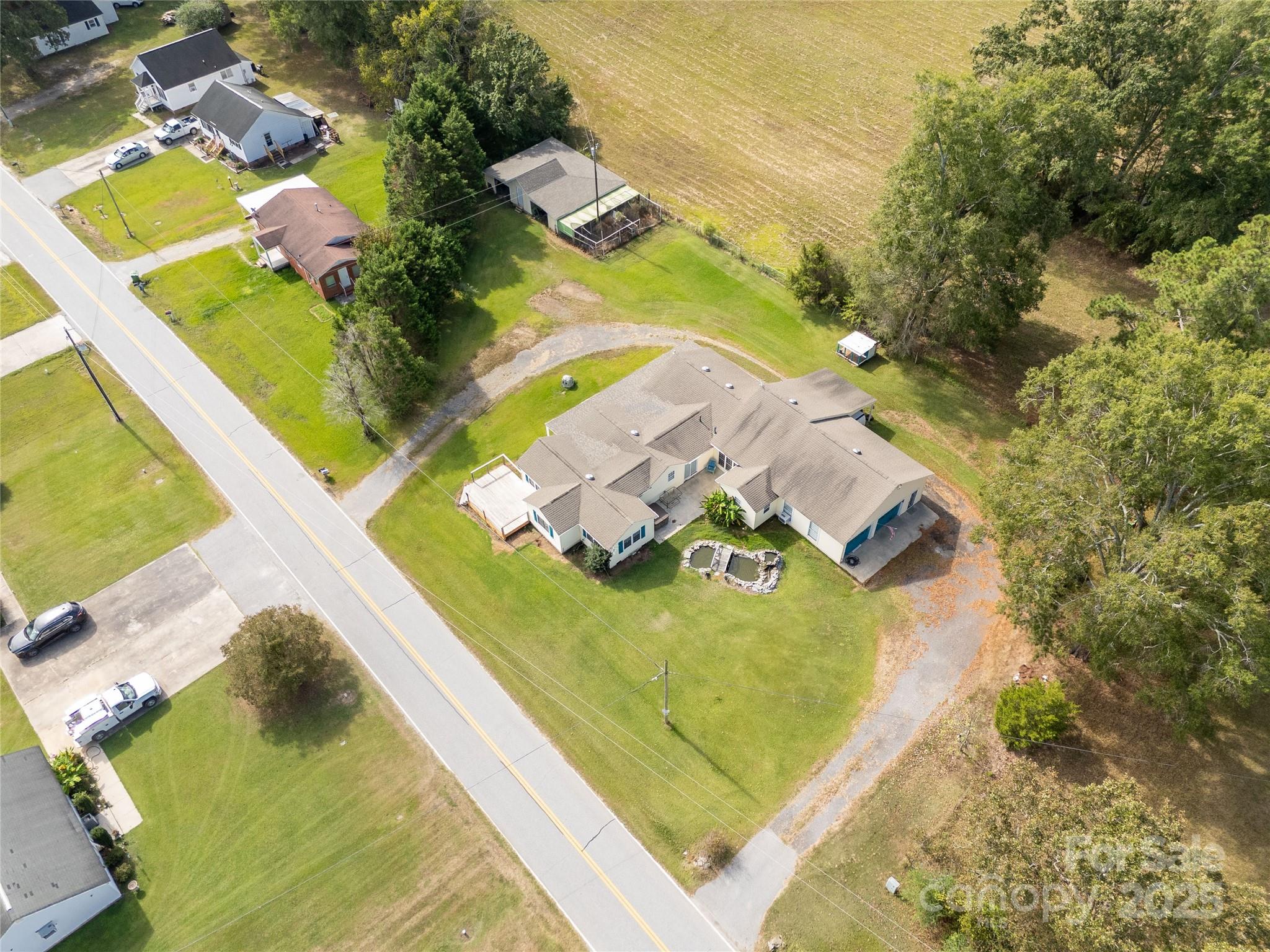 2538 Old Camden Highway — Lancaster