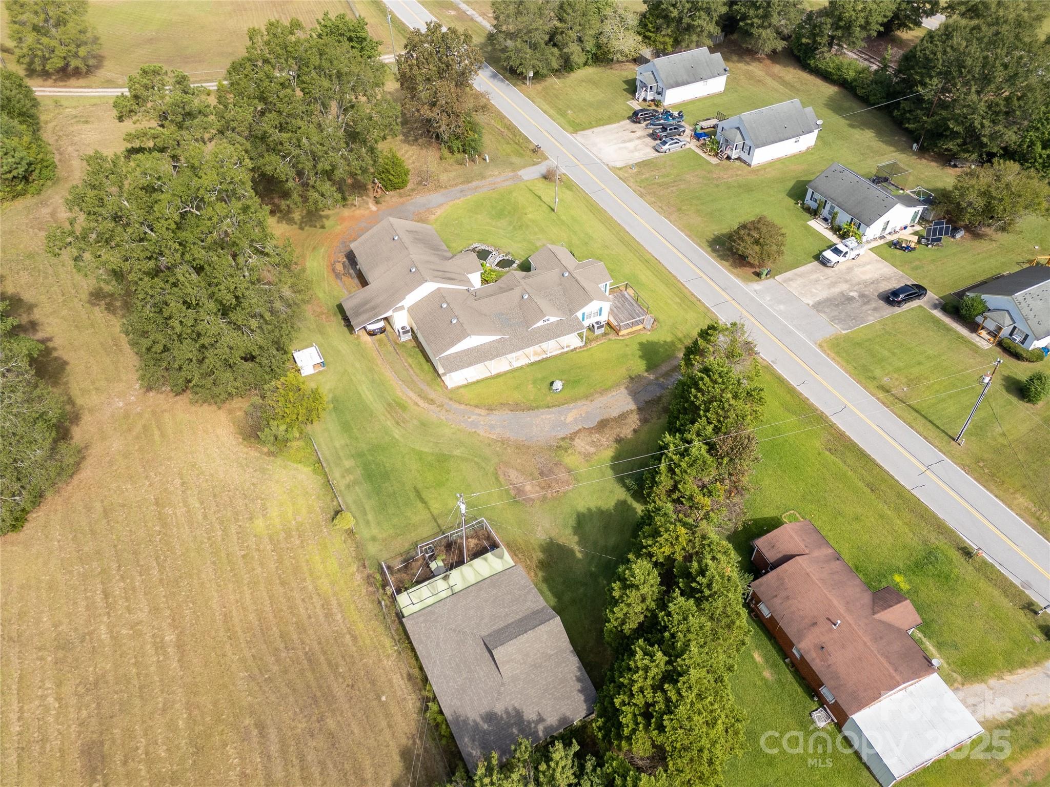 2538 Old Camden Highway — Lancaster