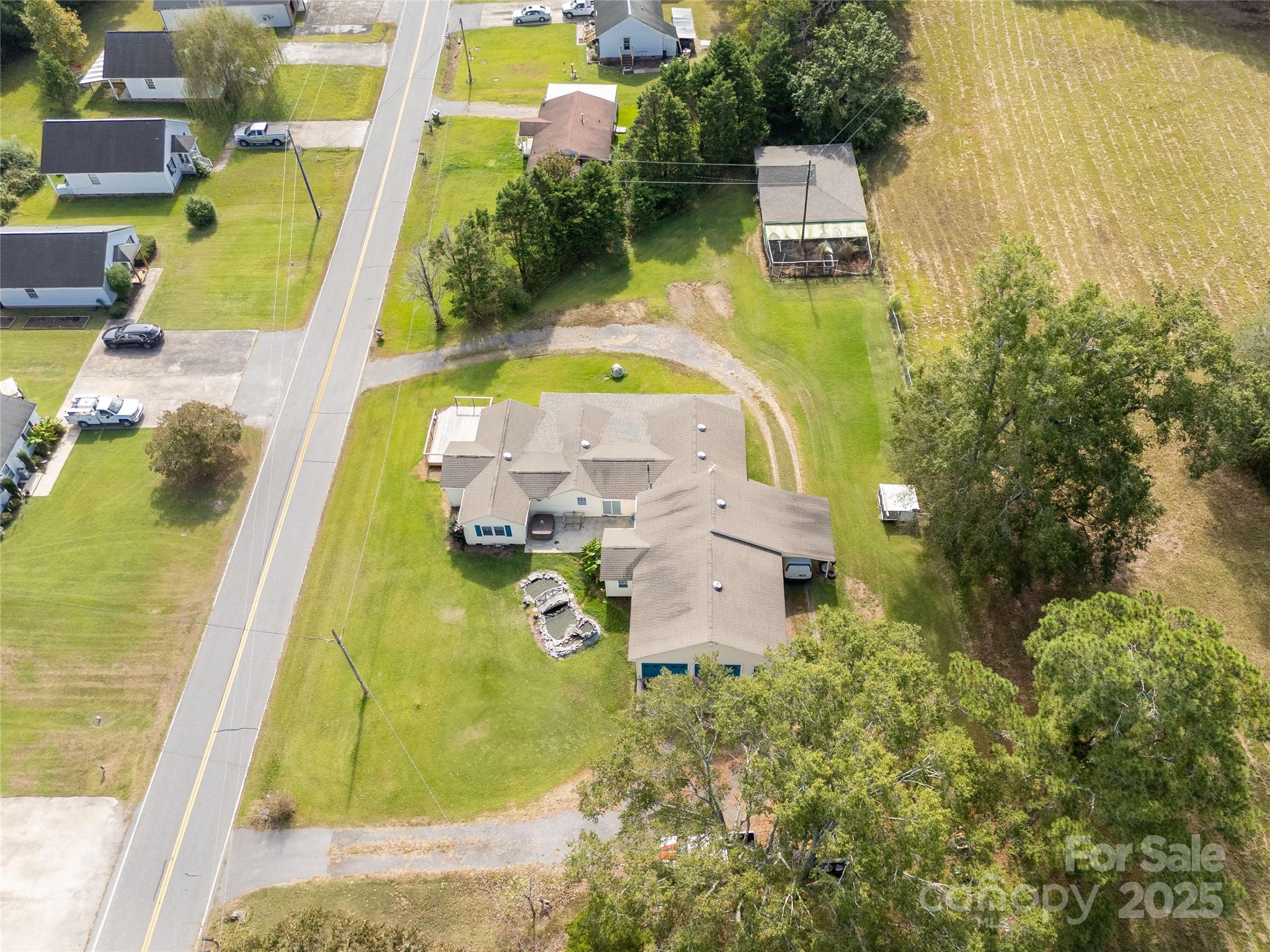 2538 Old Camden Highway — Lancaster