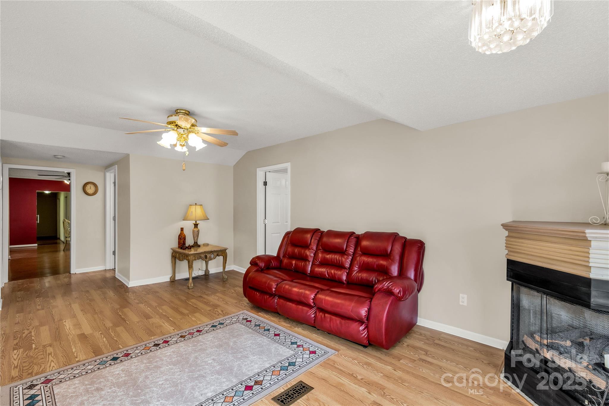 2538 Old Camden Highway — Lancaster