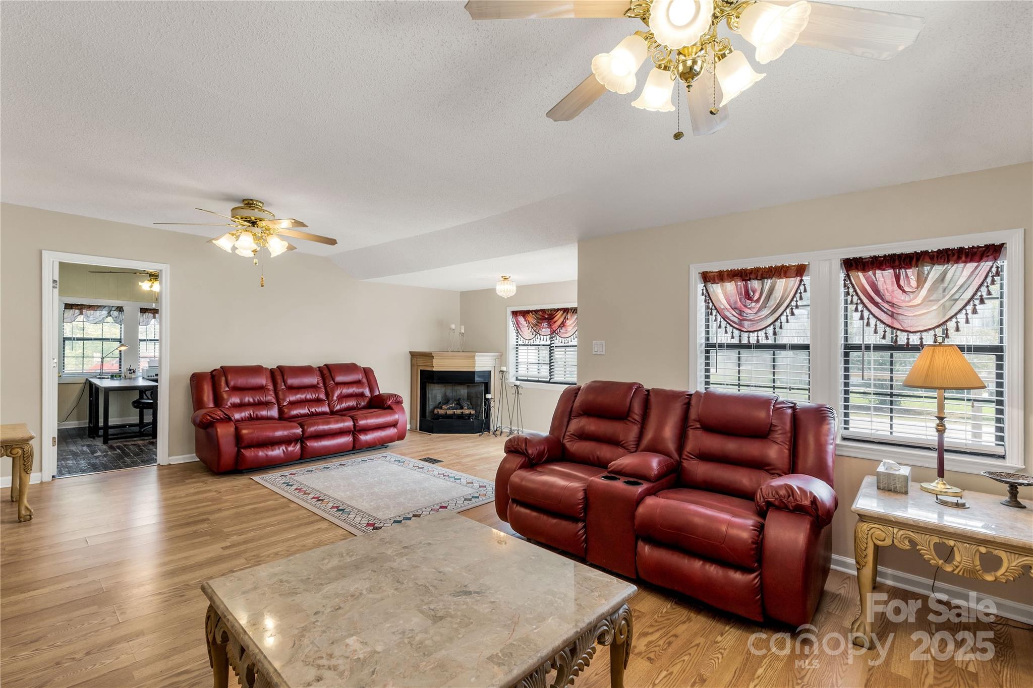 2538 Old Camden Highway — Lancaster