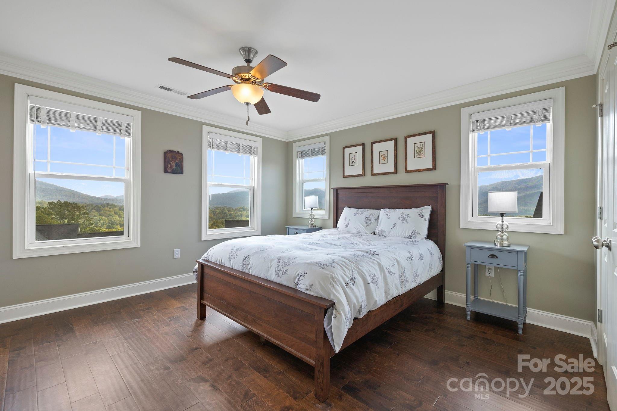 70 Tudor Way — Black Mountain
