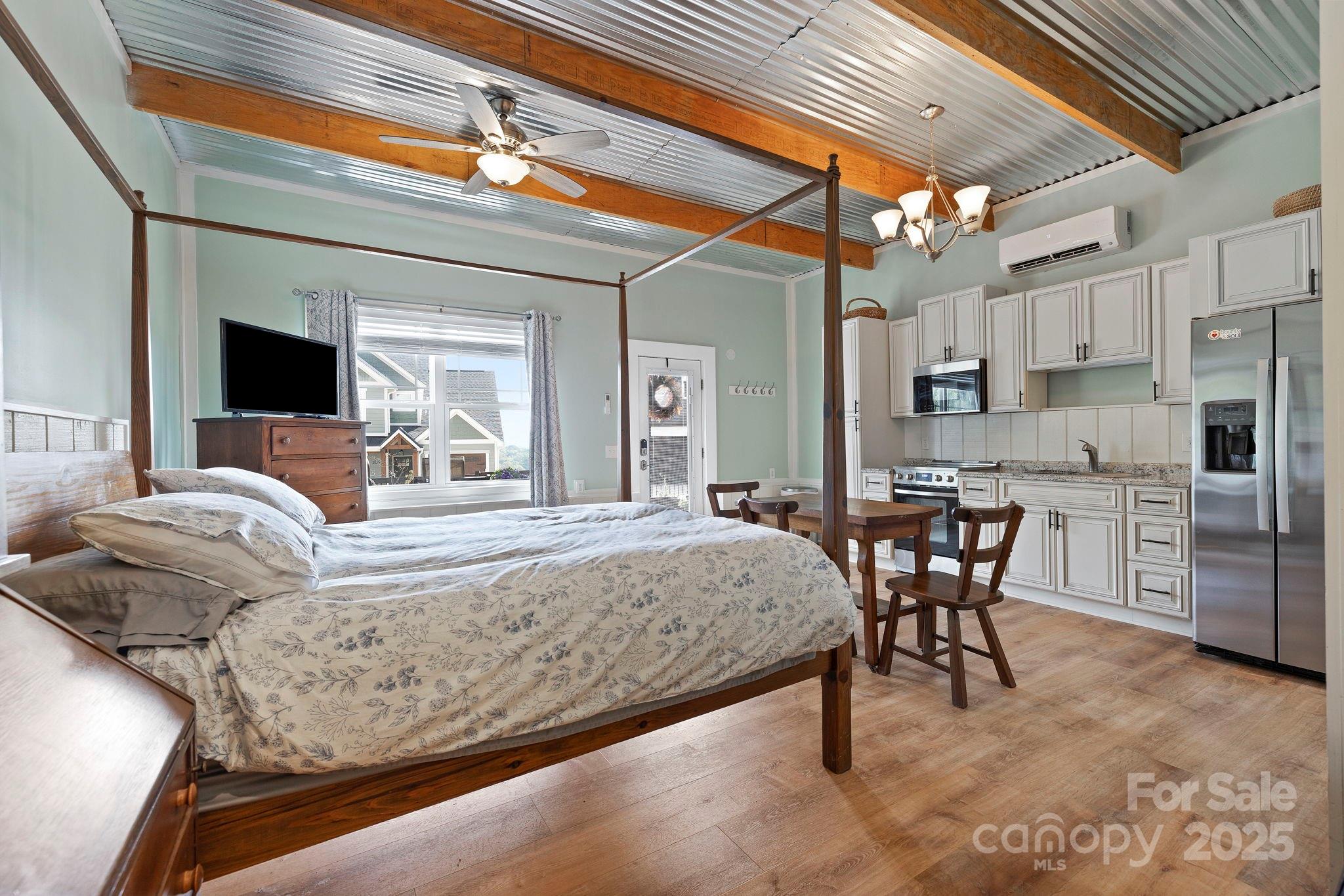 70 Tudor Way — Black Mountain