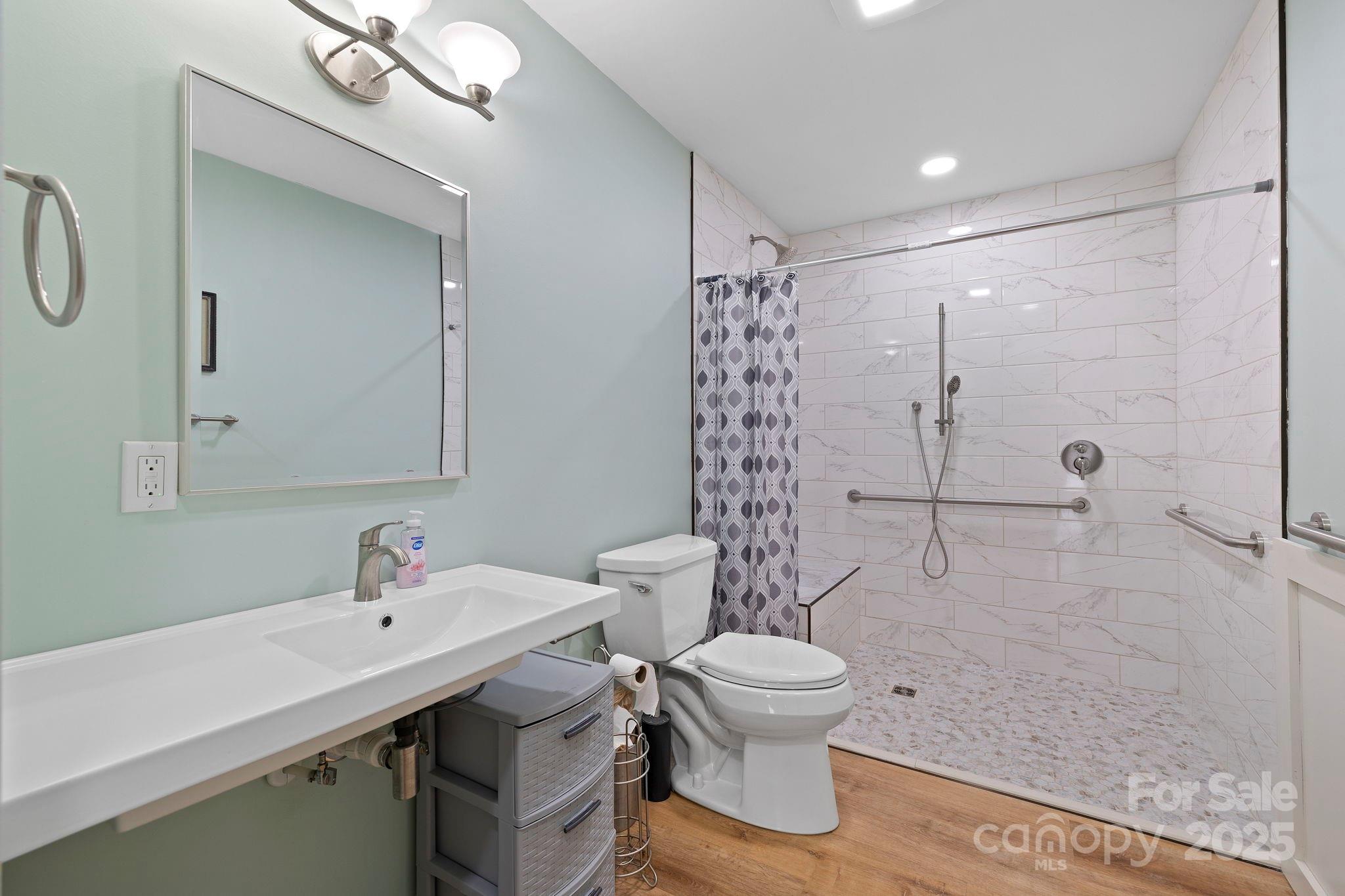 70 Tudor Way — Black Mountain