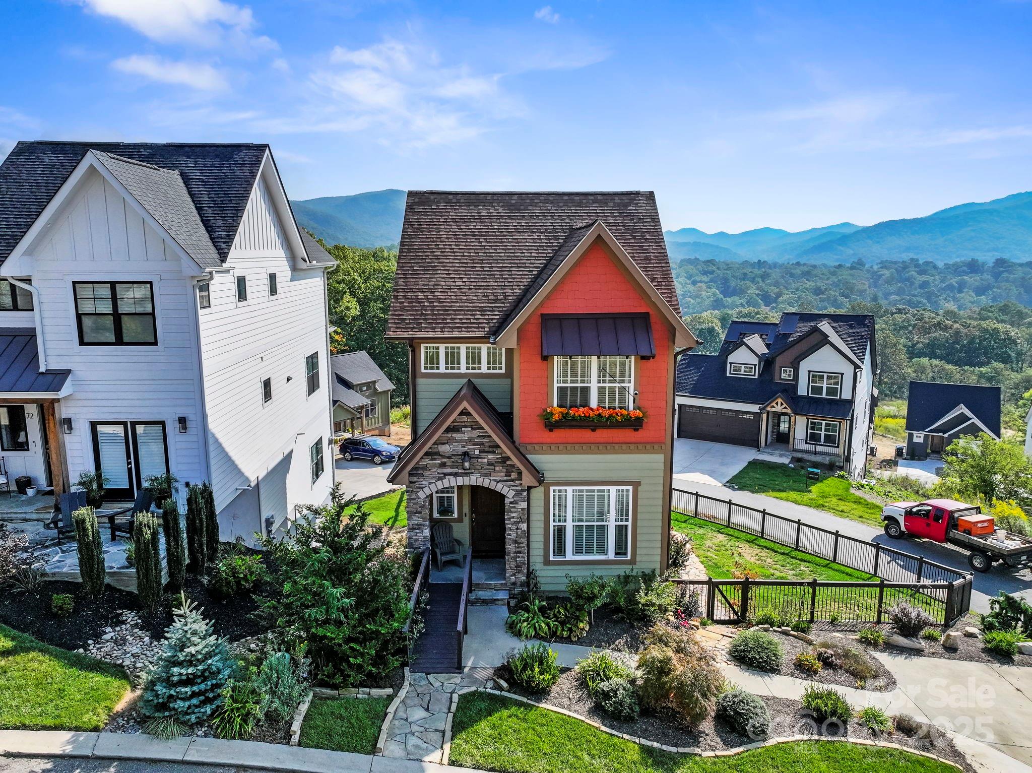 70 Tudor Way — Black Mountain