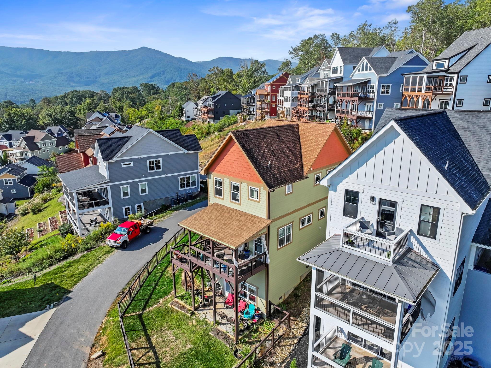 70 Tudor Way — Black Mountain